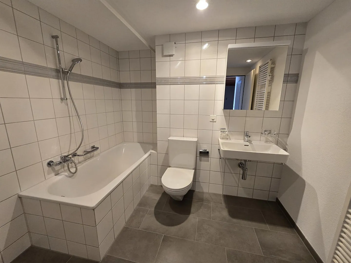 Charming renovated apartment in Löhningen - Photo 8 of 10