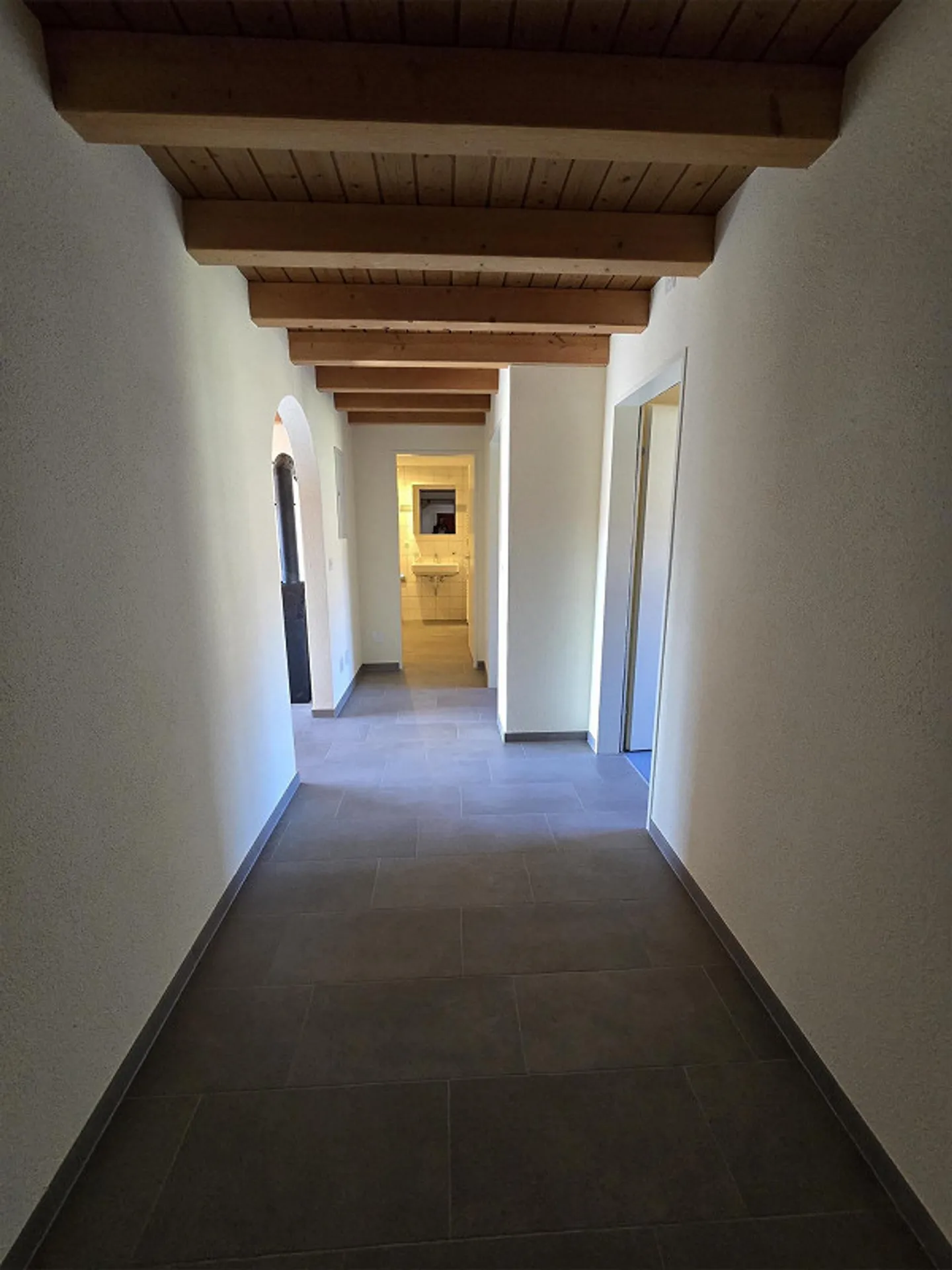 Charming renovated apartment in Löhningen - Photo 9 of 10