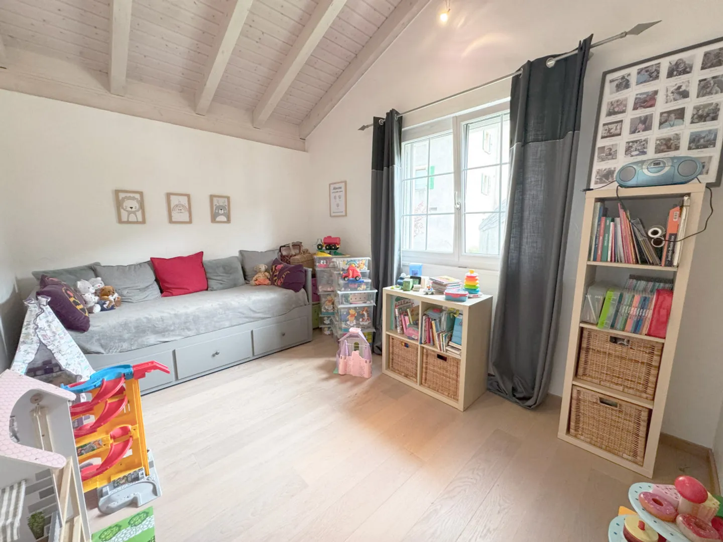 Villa with Annex in Granges - Photo 7 of 11