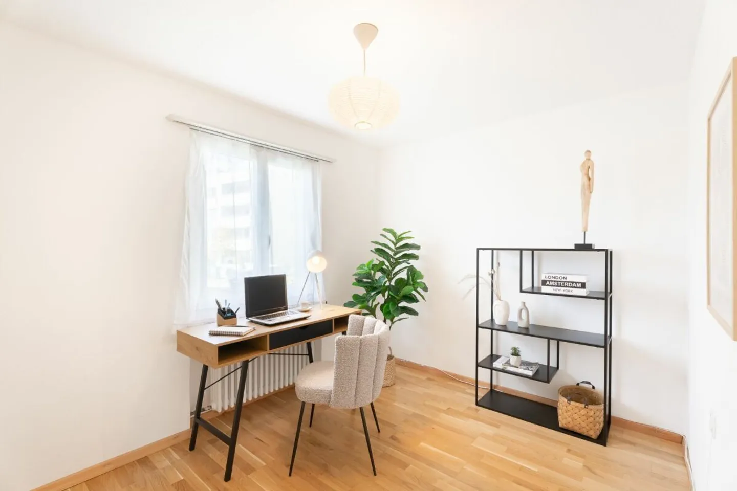 Familienwohnsitz mit grossem Garten und Ausbau-Potenzial - Foto 6 von 13