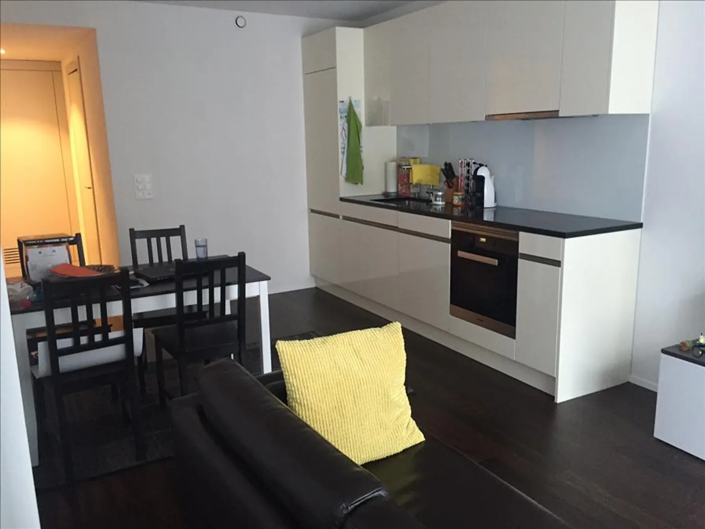 Appartamento in città attraente - Foto 2 di 5