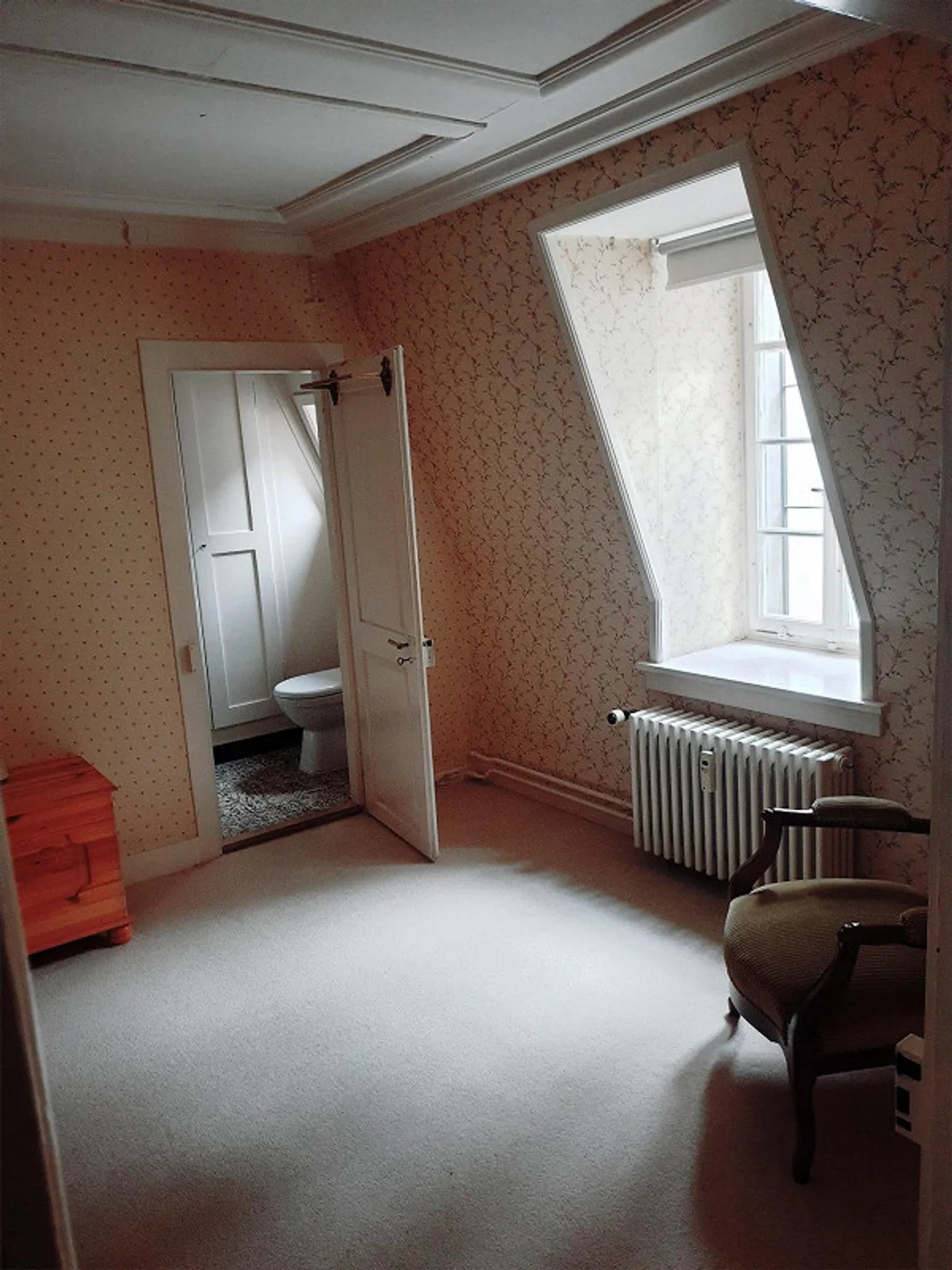 Bel appartement ancien spacieux de 2,5 pièces à Junkerngasse - Photo 9 sur 15