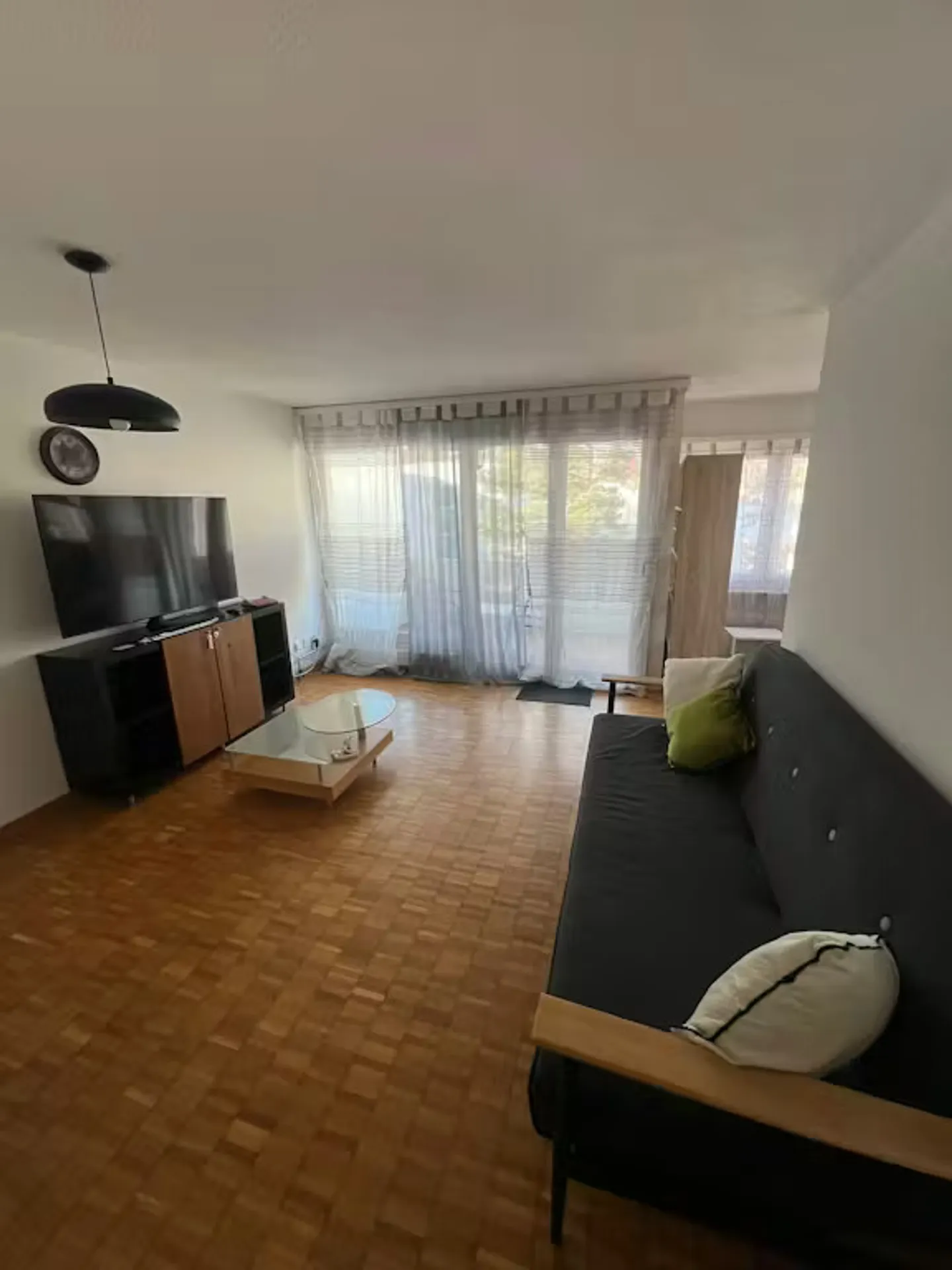 Chalet Incantevole ad Adliswil - Foto 1 di 10