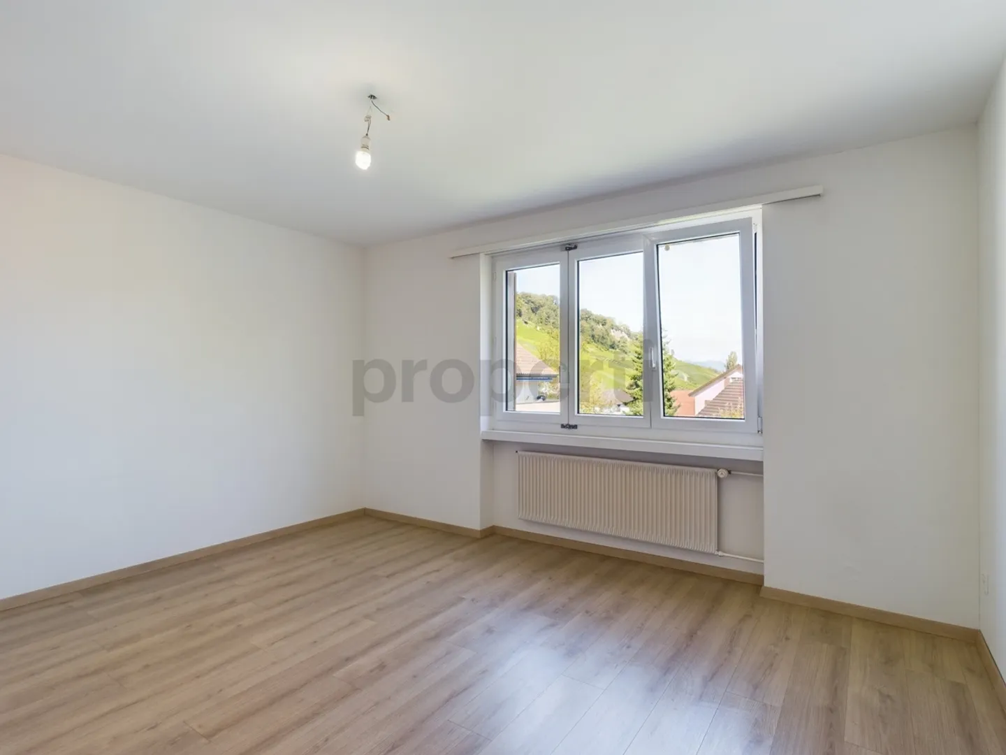 Appartement lumineux de 4 pièces à Thal avec une terrasse de rêve - Photo 5 sur 13