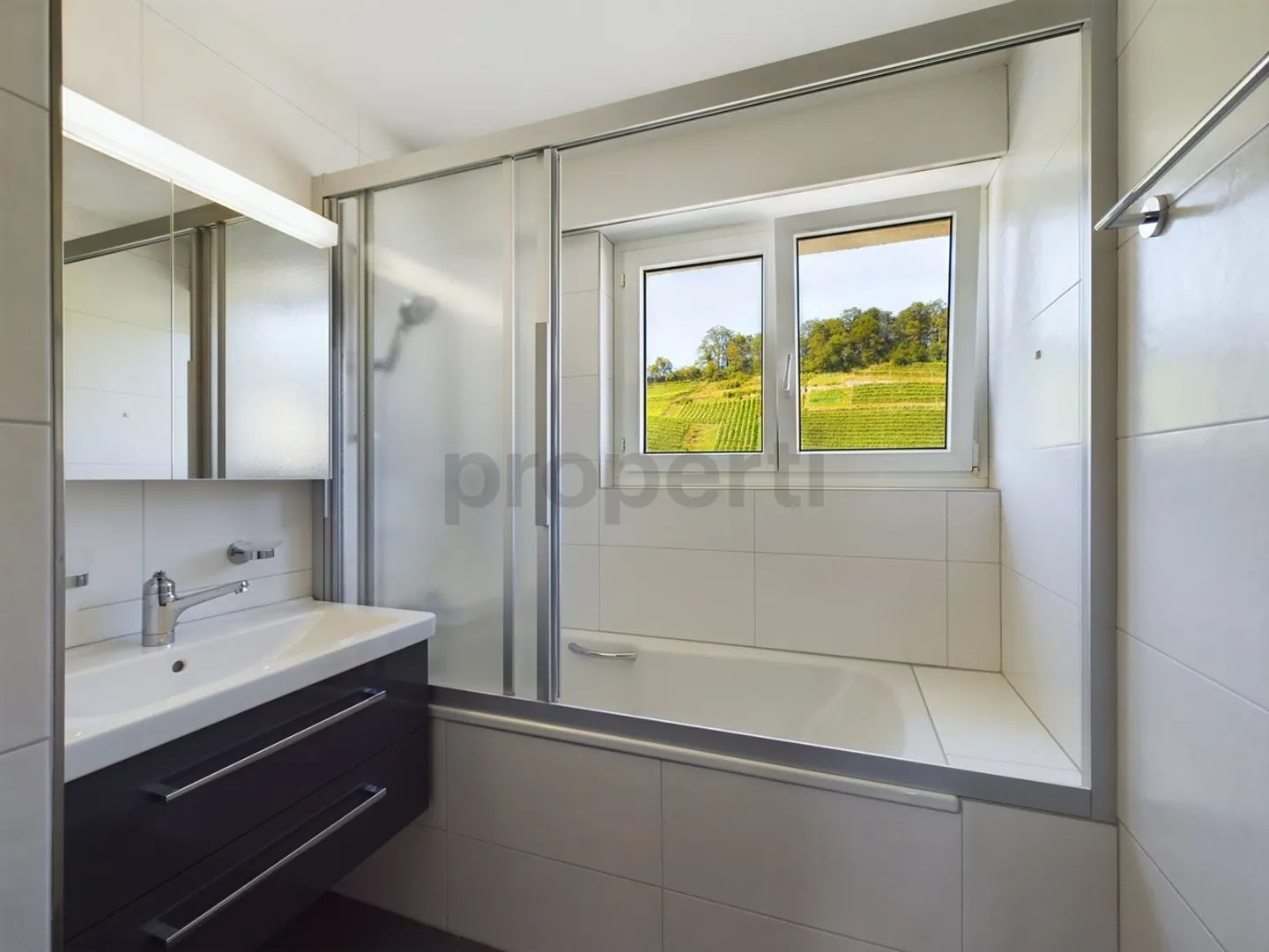 Appartement lumineux de 4 pièces à Thal avec une terrasse de rêve - Photo 9 sur 13