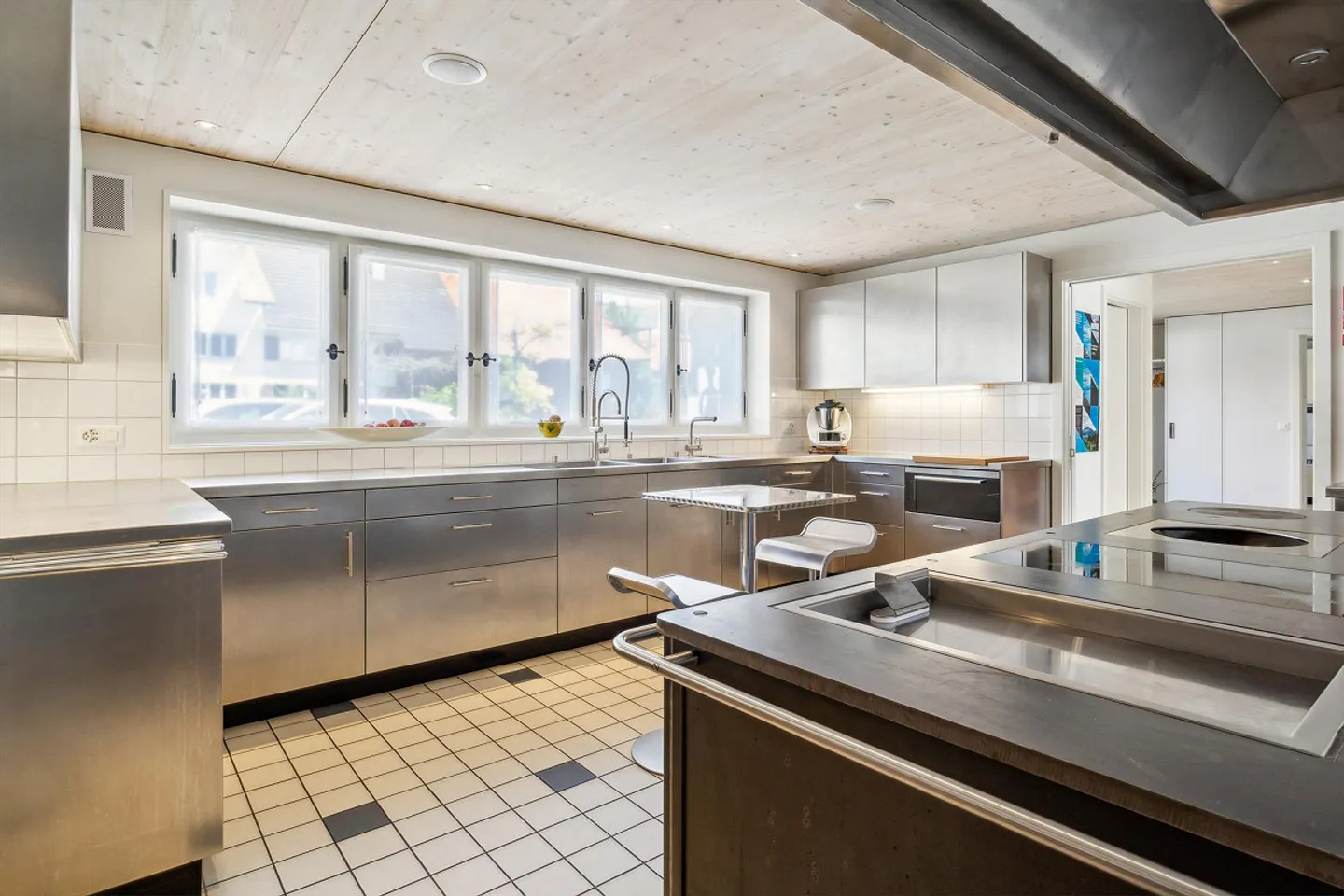 Expérience d'un genre particulier - Photo 10 sur 14