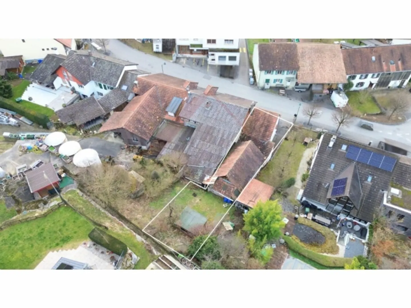 House project with two residential units in Duggingen - approved, centrally located and ready for construction start - Photo 2 of 10