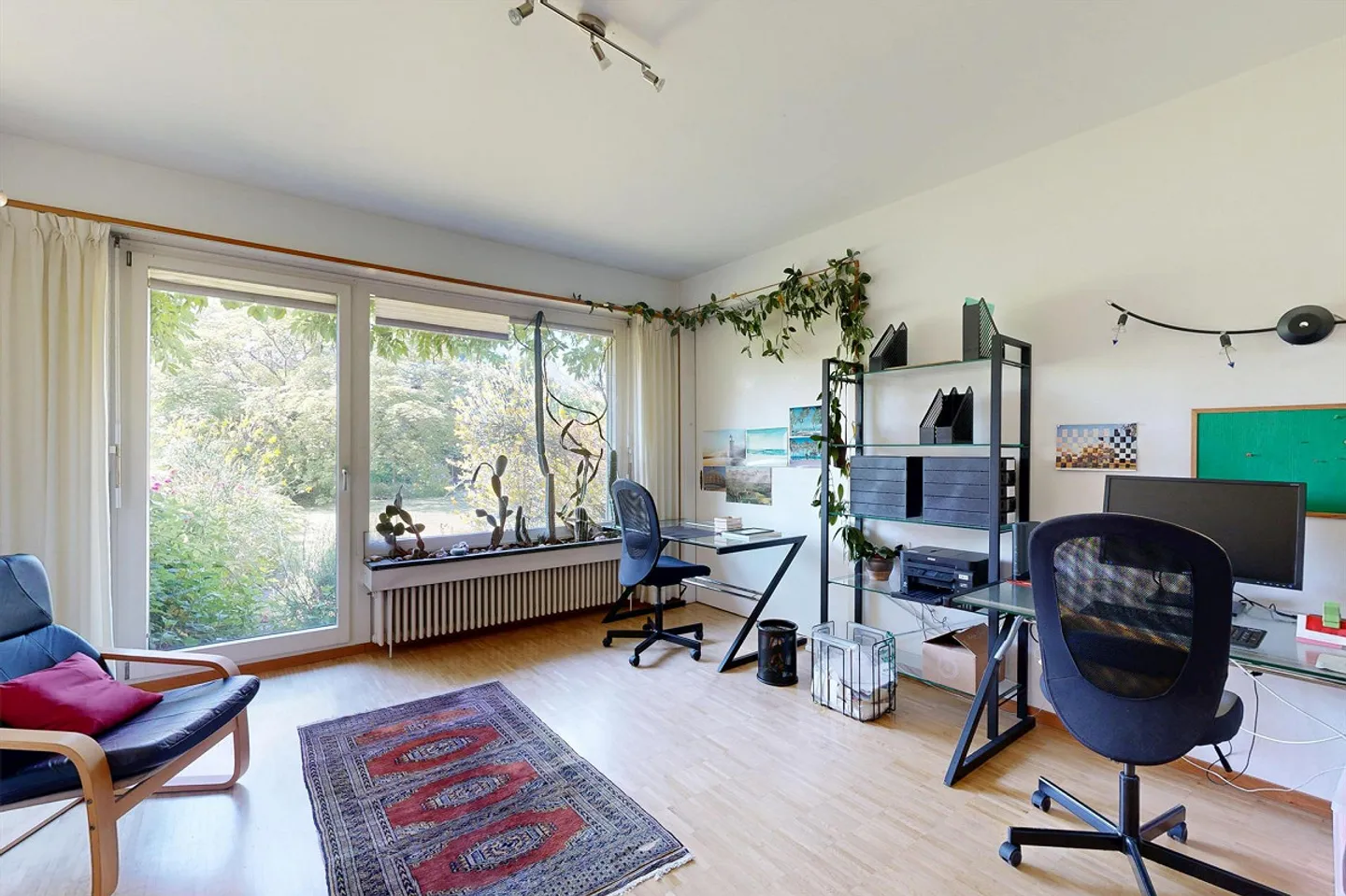 With spacious outdoor area - Photo 9 of 22