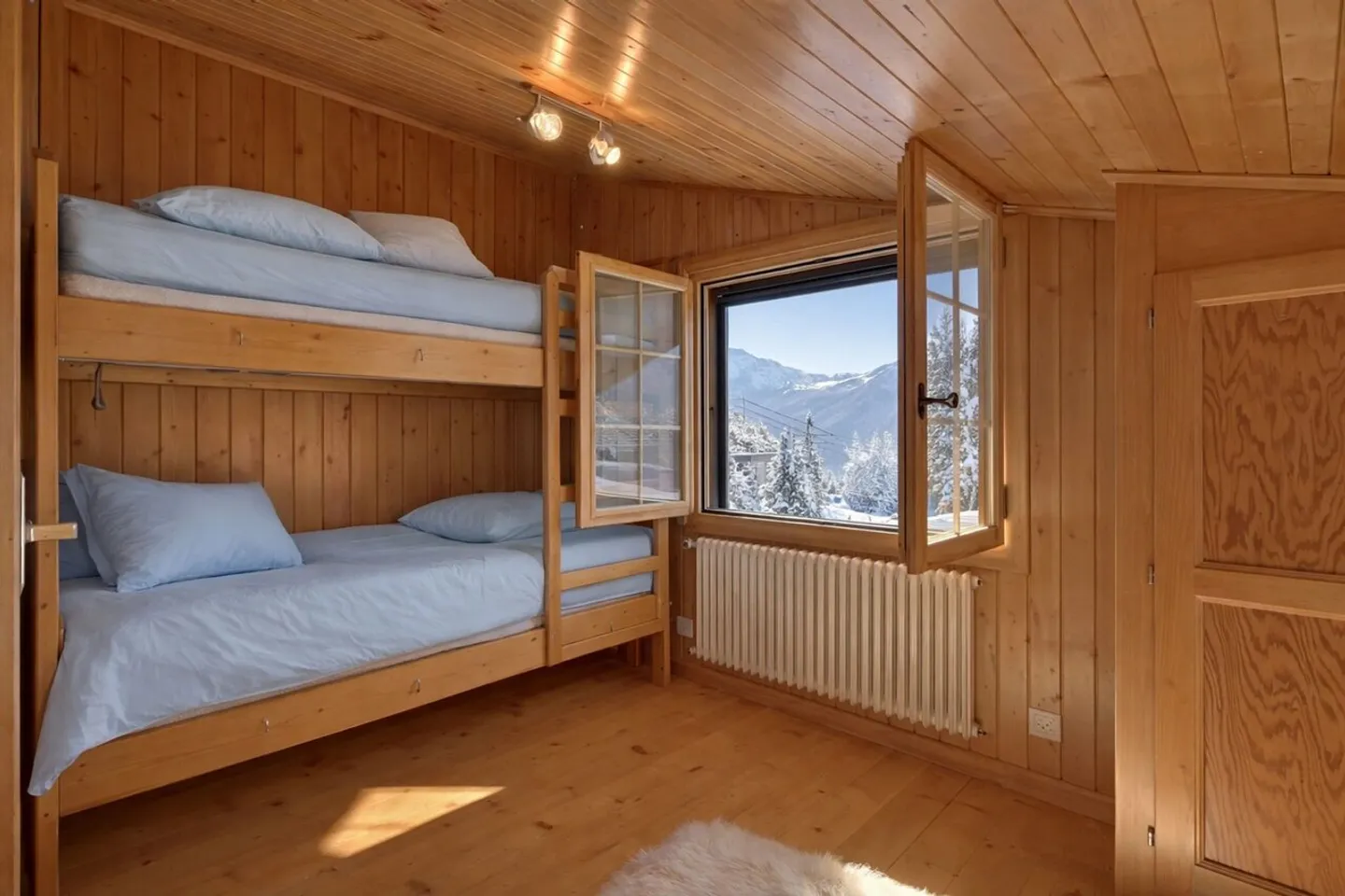 Magnificent Attic with Stunning View - Photo 7 of 8