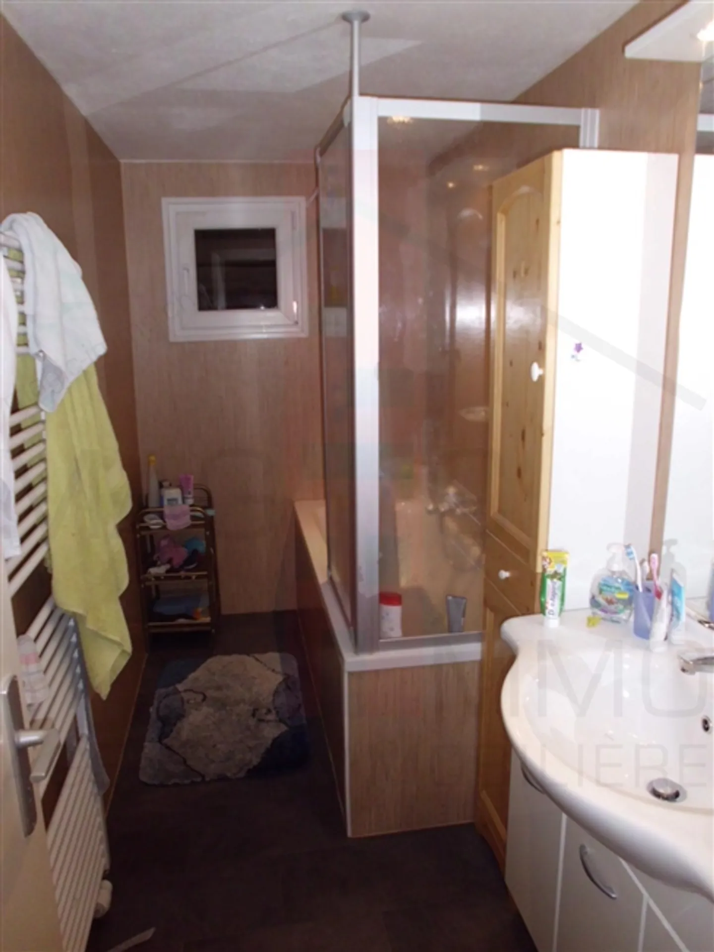 «Gebäude im Zentrum des Dorfes Fontenais» - Foto 6 von 11