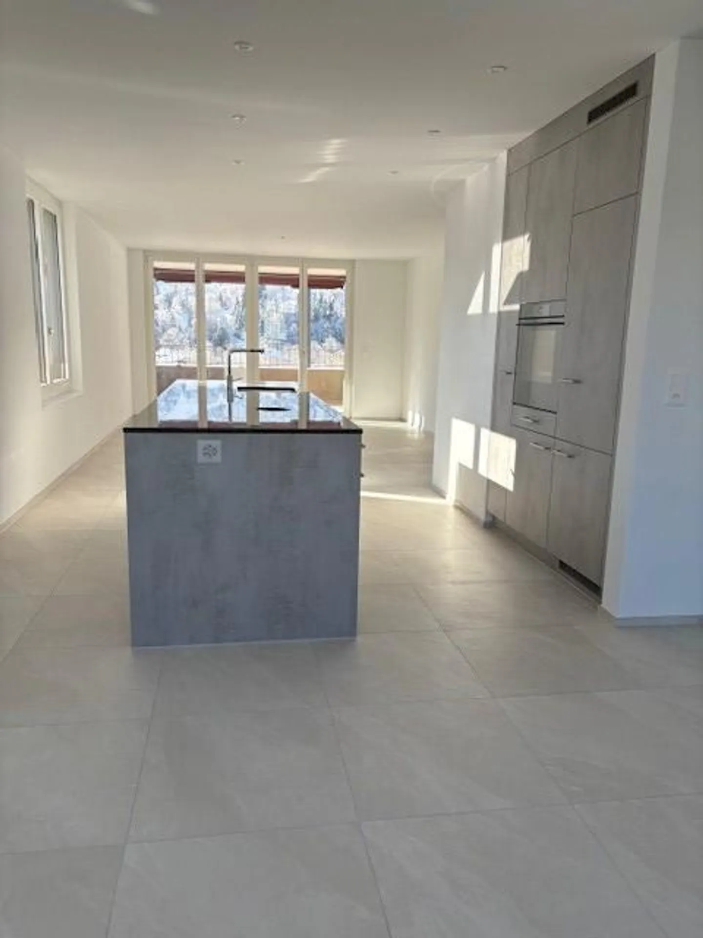 Living in the old weaving mill - Photo 3 of 13