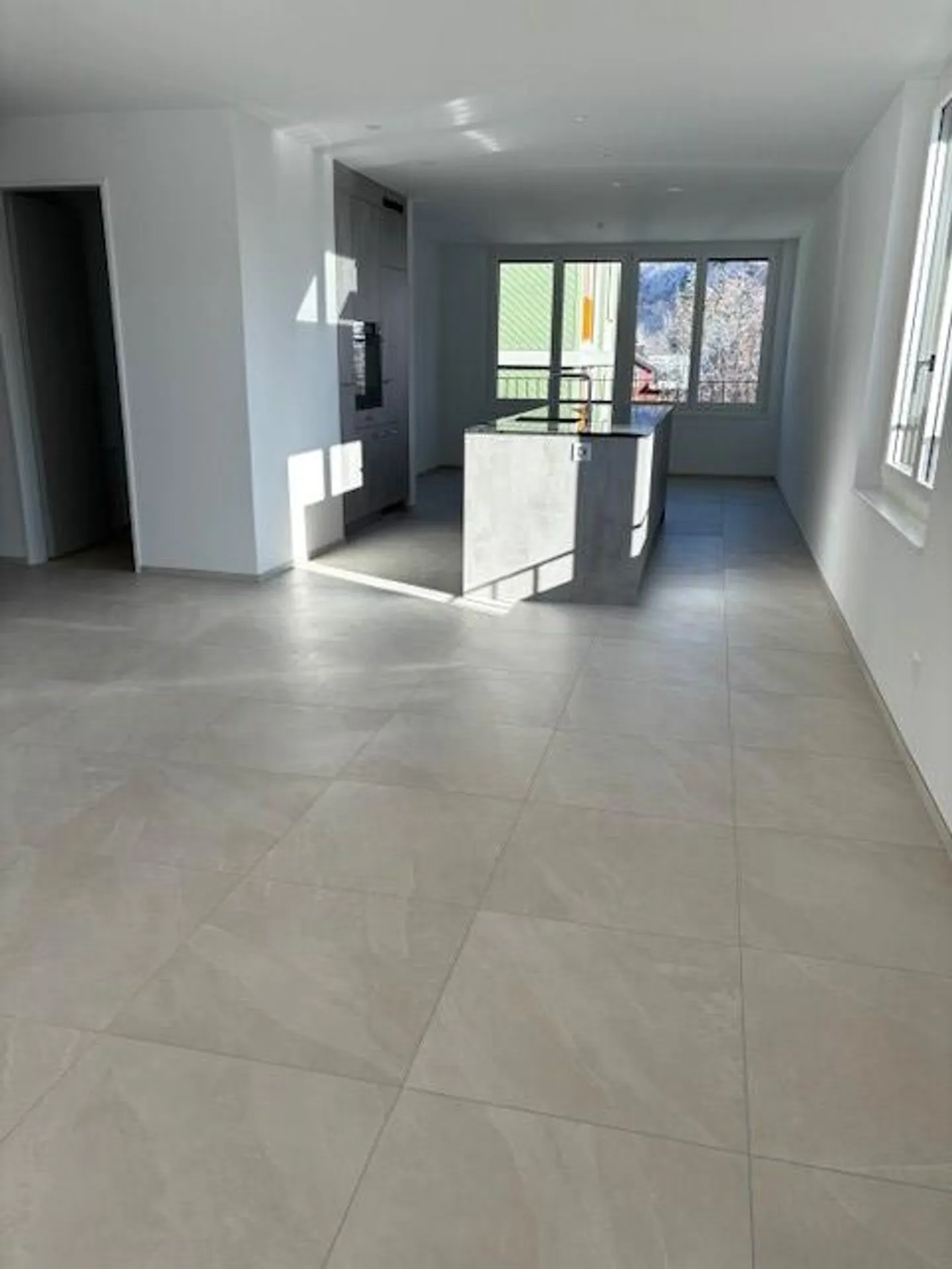 Living in the old weaving mill - Photo 10 of 13