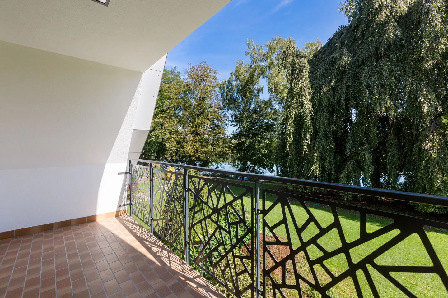 Dolce Vita direttamente sul Reno: Unico casa di 5,5 stanze con piscina - Foto 17 di 23