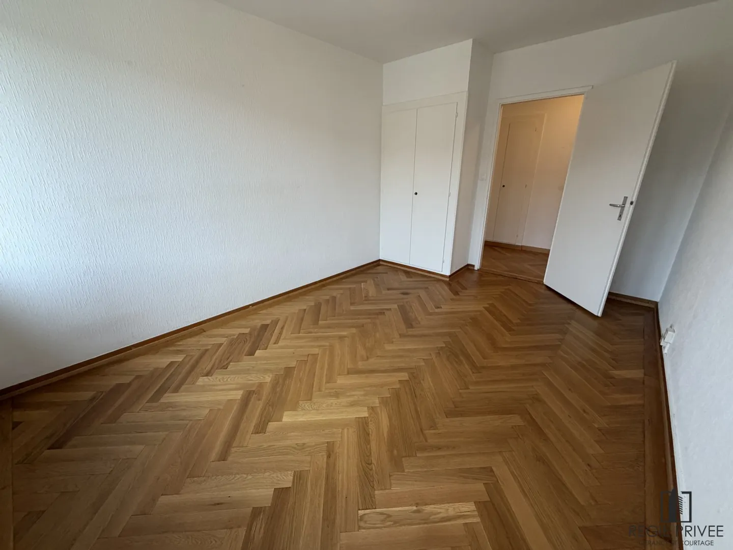 4.5 Zimmerwohnung im 6. Stock - Foto 4 von 9