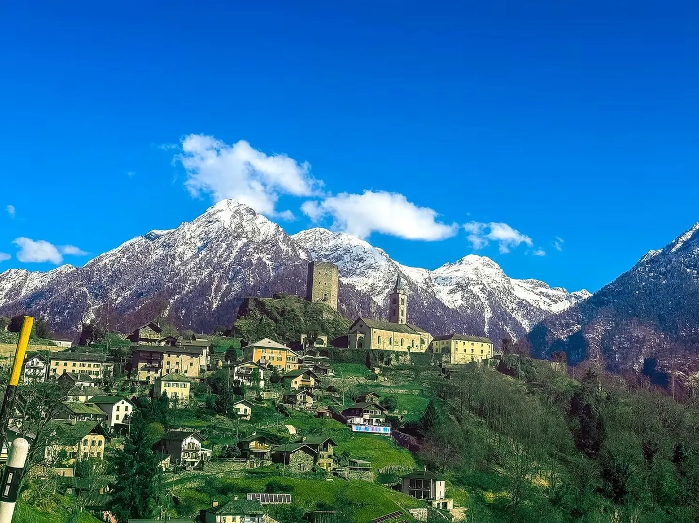 Maison de ville charmante à Santa Maria Calanca avec vue panoramique - Photo 2 sur 13