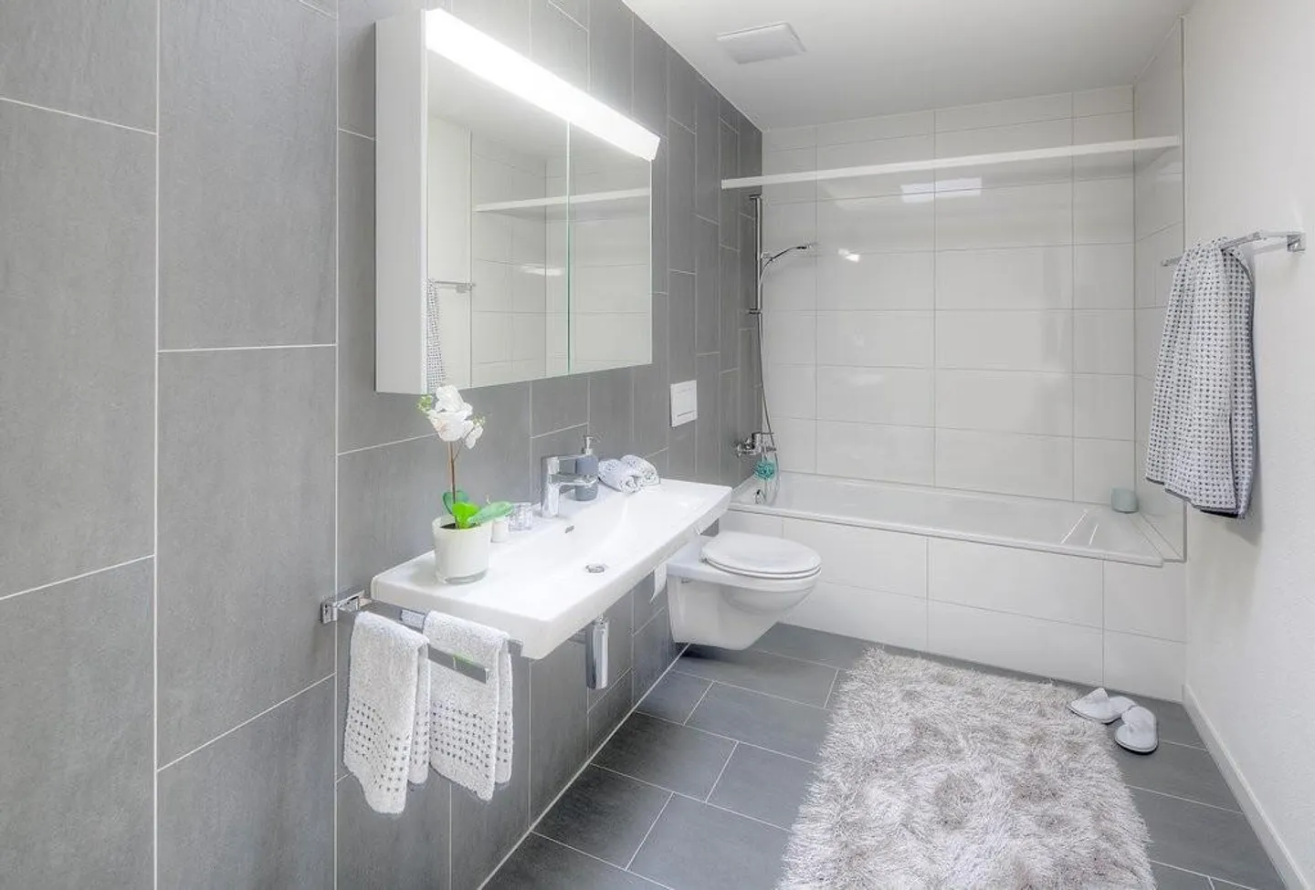 Spacious Wellness Oasis - Arrive Home! - Photo 3 of 6