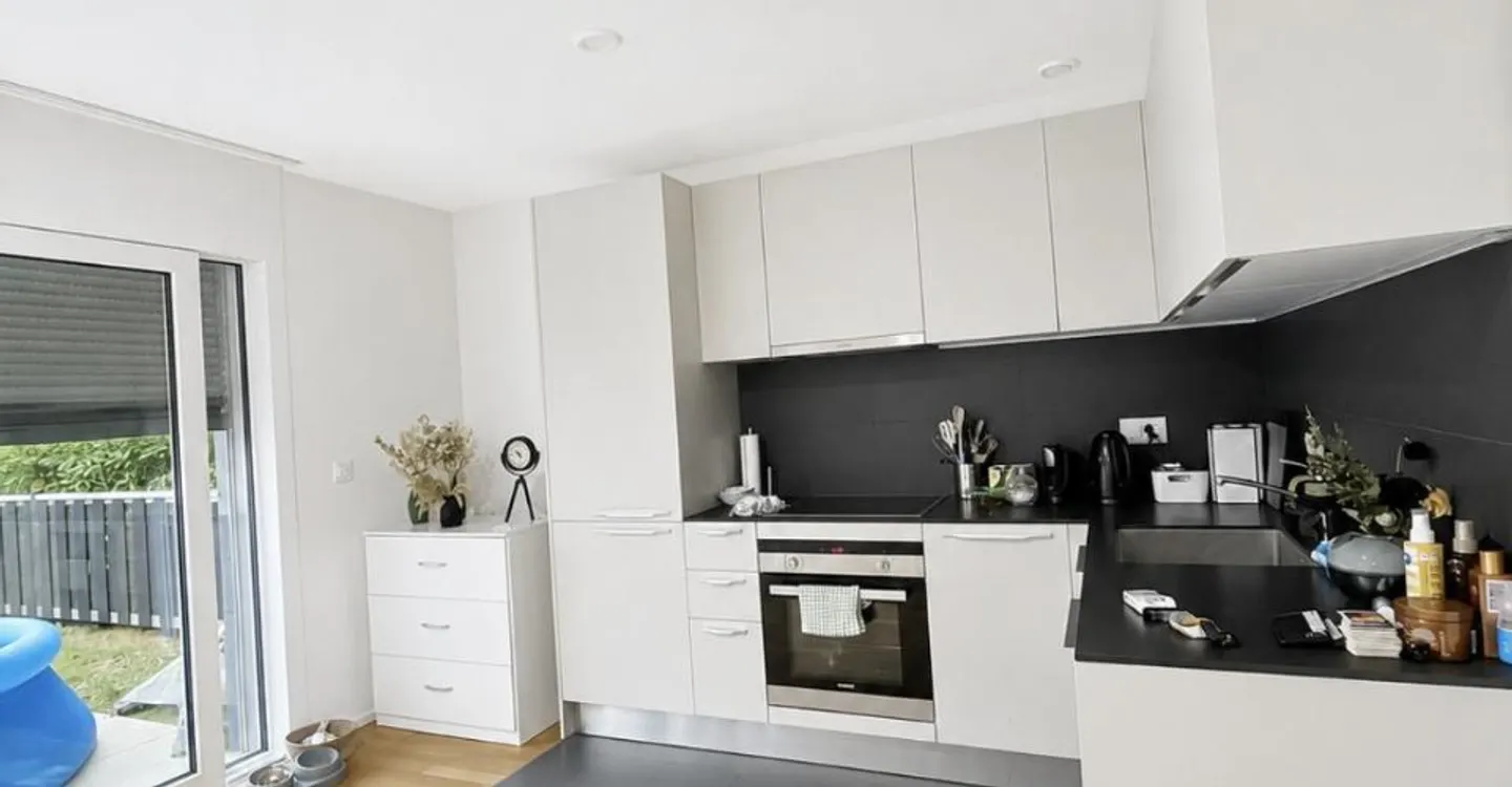For sale - 2.5 room apartment with terrace and garden - Aigle - Photo 2 of 4