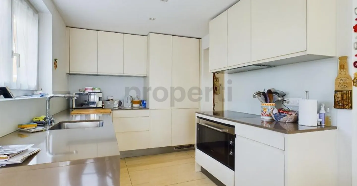 Exceptional 4.5-room apartment in Breganzona - Photo 4 of 10