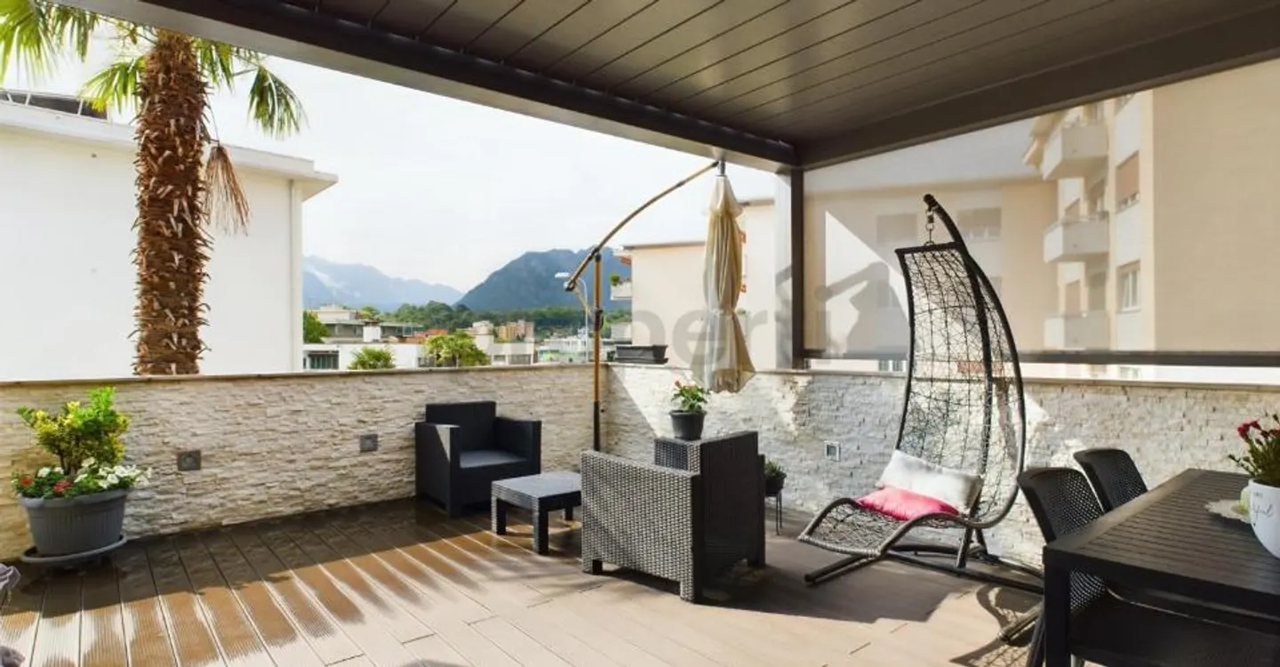 Exceptional 4.5-room apartment in Breganzona - Photo 1 of 10