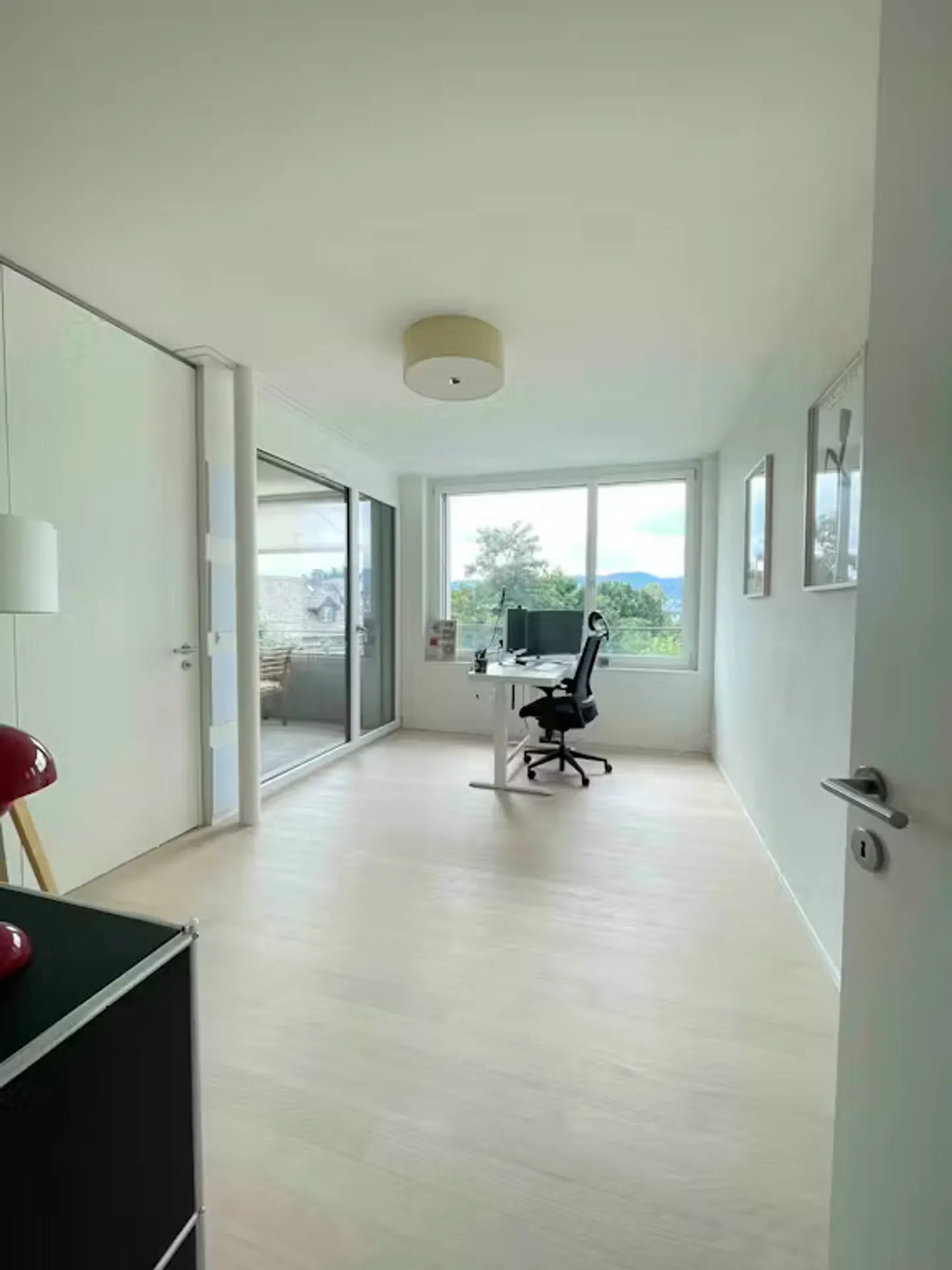 Charmantes Chalet in Küsnacht - Foto 6 von 10