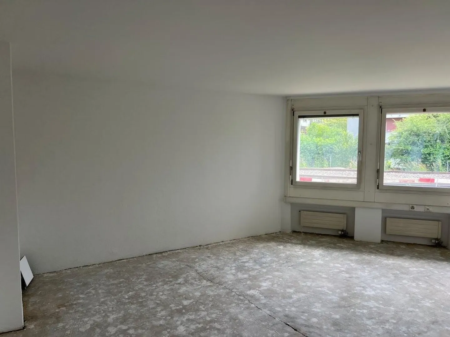 Espace de bureau à louer dans le meilleur emplacement du centre de Seebach ! - Photo 3 sur 4