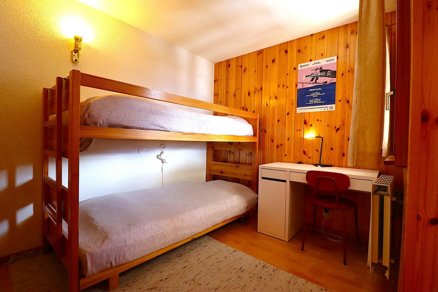 Semi-detached chalet with independent studio and beautiful unobstructed view - Photo 6 of 10