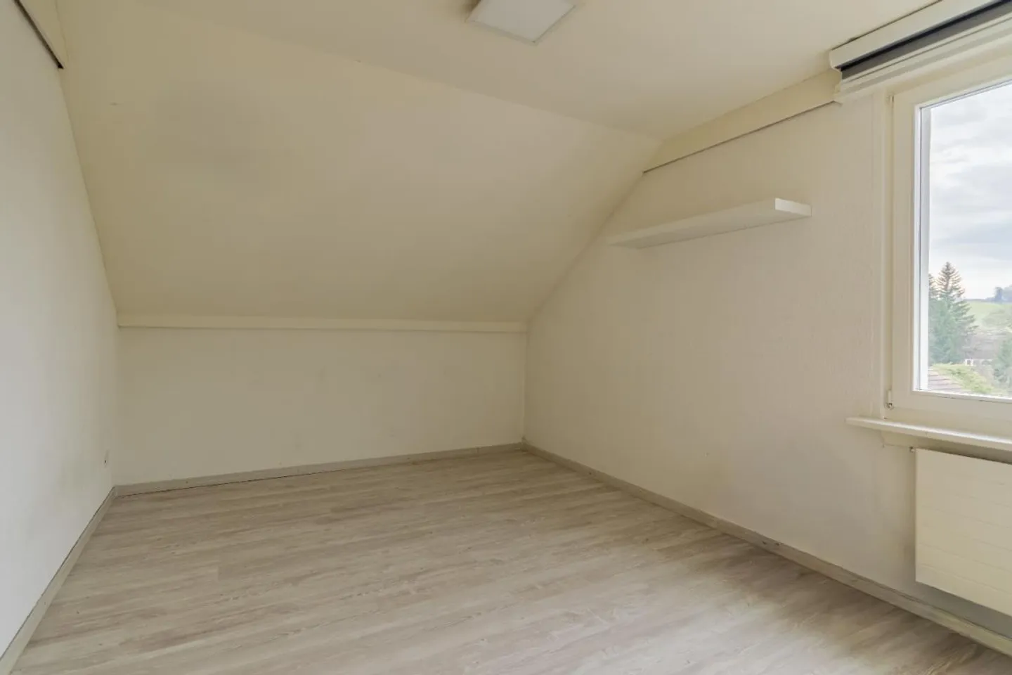 Appartement 4.5 pièces - Photo 3 sur 5