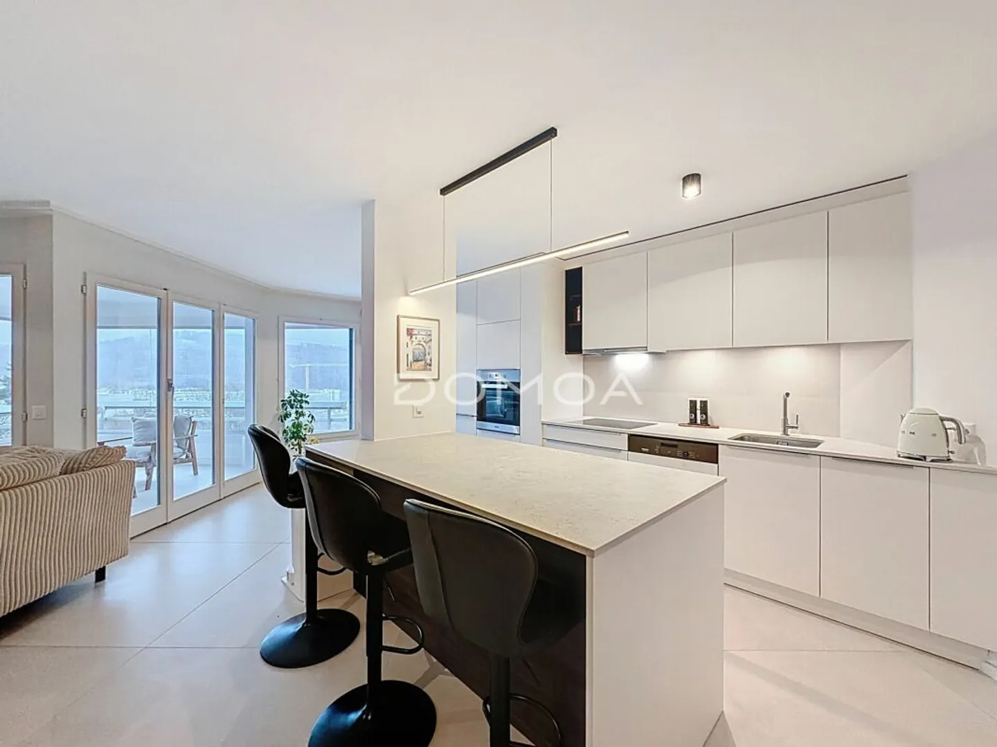 Penthouse 4,5 pièces rénové avec grande terrasse - Luminosité, charme et confort à Marly ! - Photo 3 sur 9