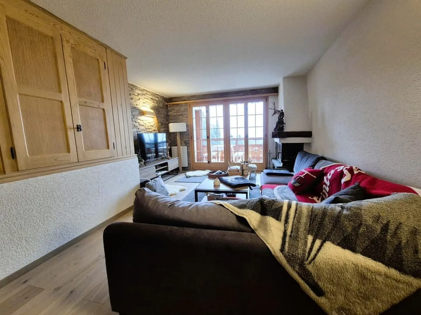 Bright 3.5-room duplex with garden, quiet and sought-after setting - Photo 7 of 10