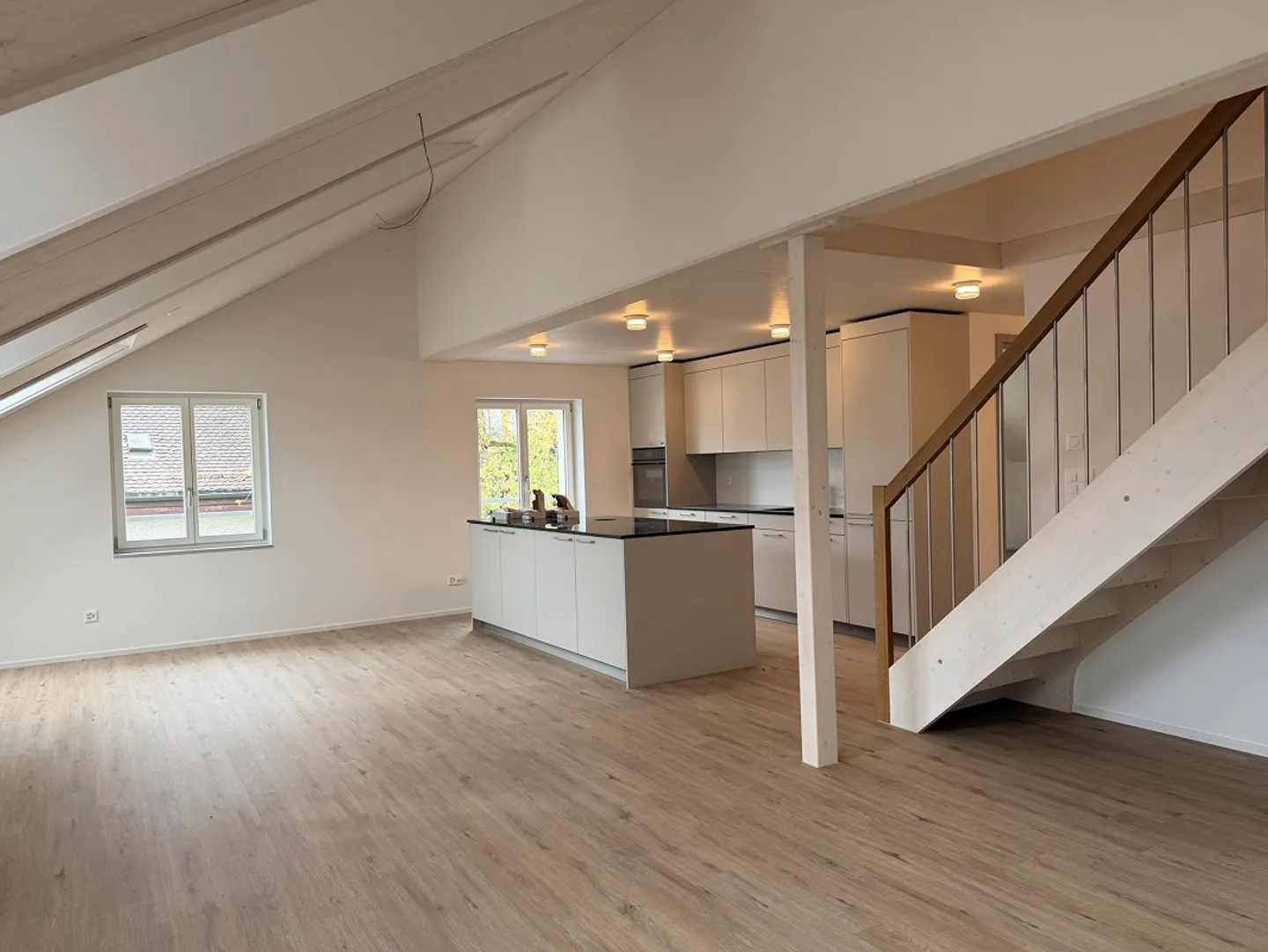 First rental: Spacious 4.5-room maisonette apartment in replacement new building - Photo 1 of 21