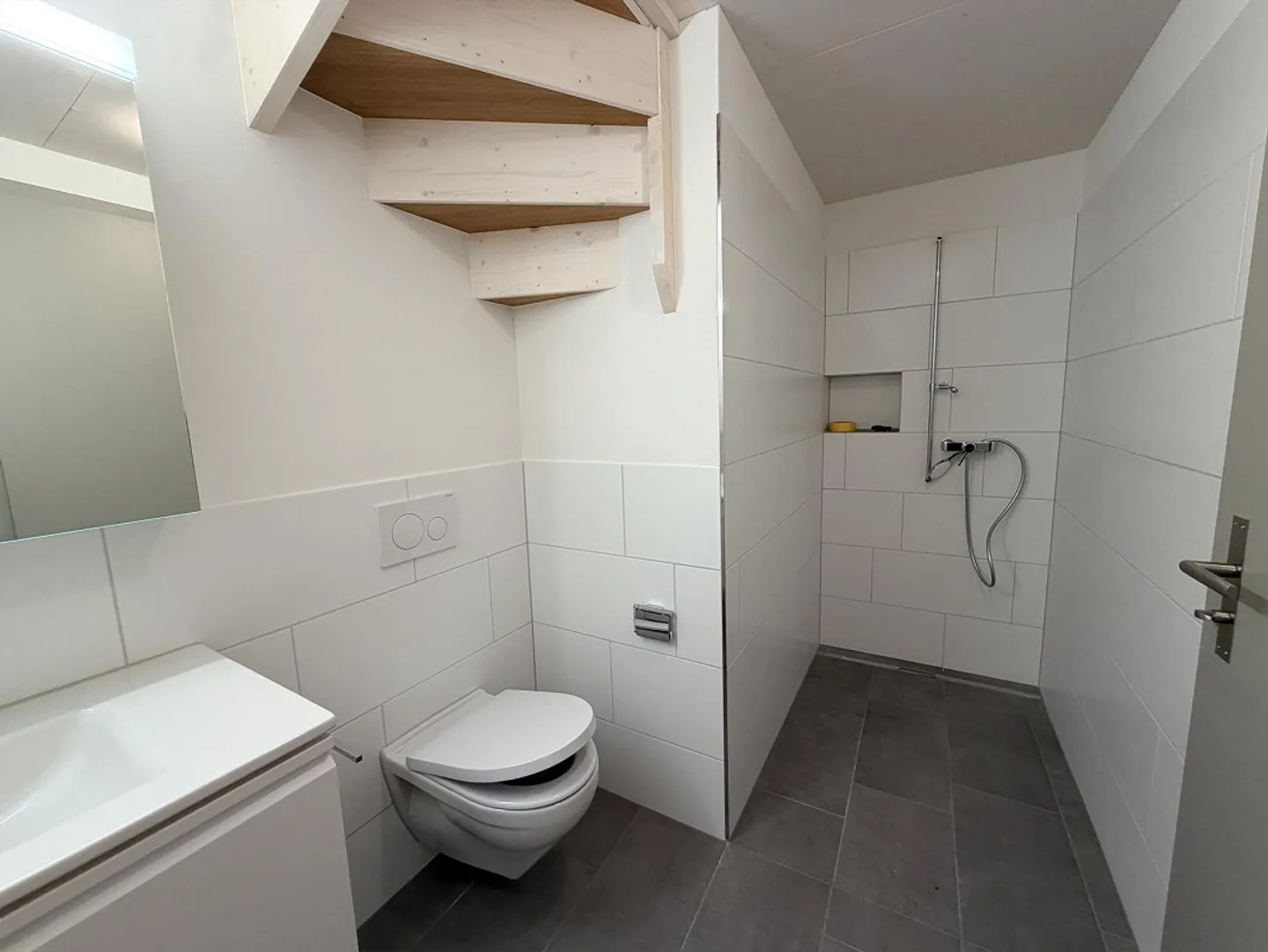 First rental: Spacious 4.5-room maisonette apartment in replacement new building - Photo 11 of 21