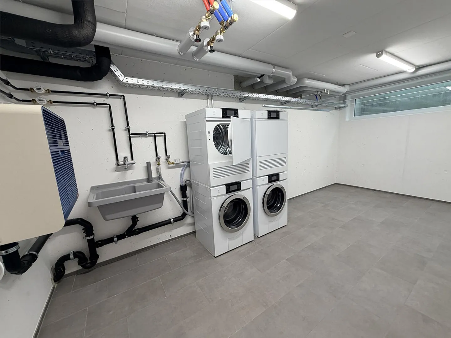 First rental: Spacious 4.5-room maisonette apartment in replacement new building - Photo 19 of 21