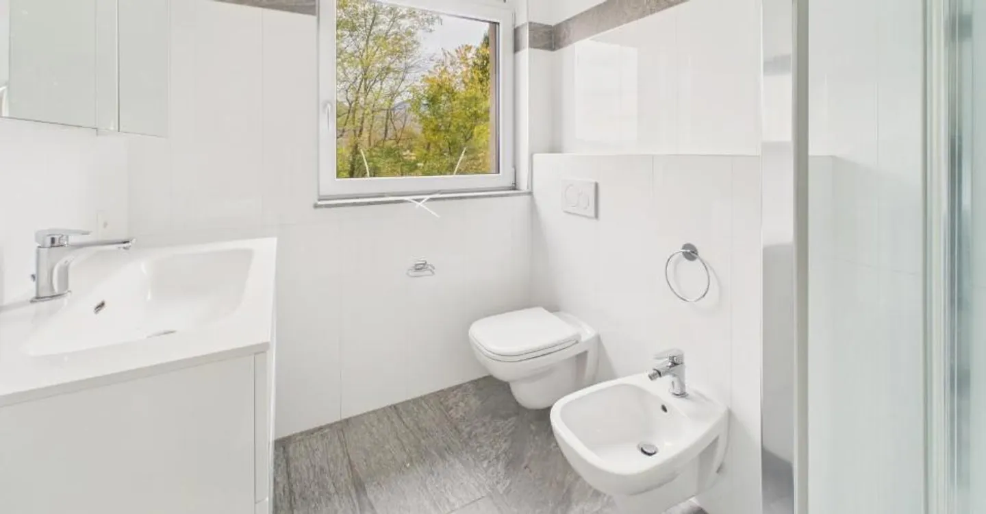 Modern 3.5-room apartment with terrace and leisure room in Cadro - PRIMARY AND SECONDARY RESIDENCE - Photo 8 of 9
