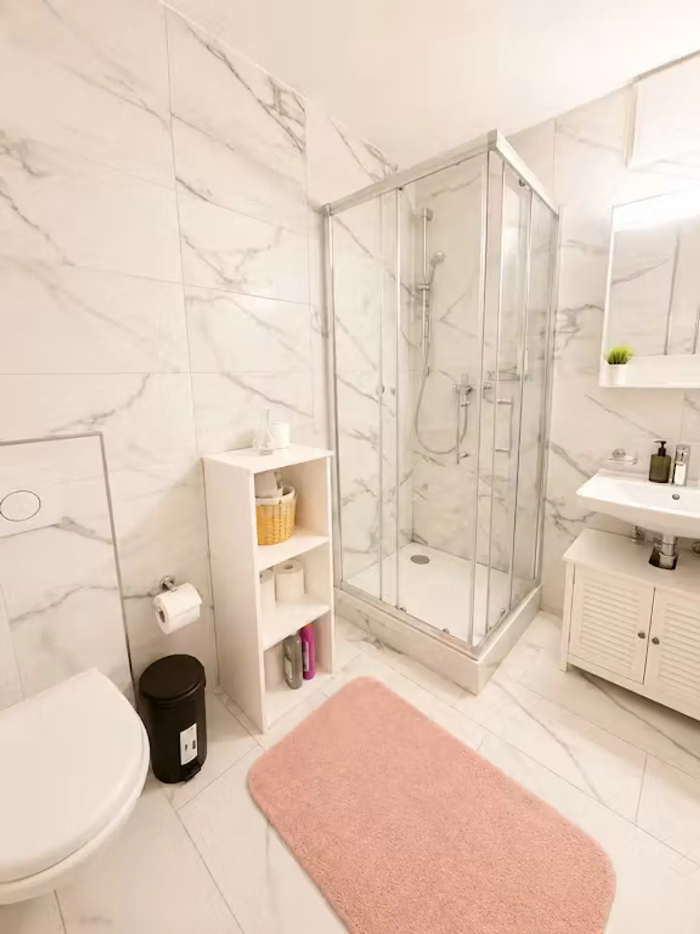 Charming Apartment in Zürich - Photo 10 of 10