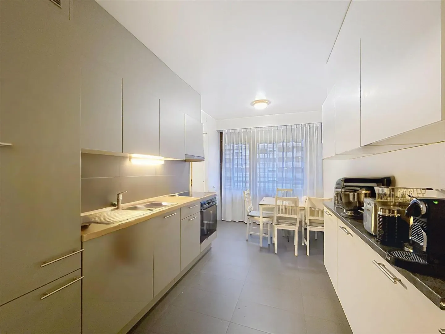 Appartement à louer - Photo 3 sur 9