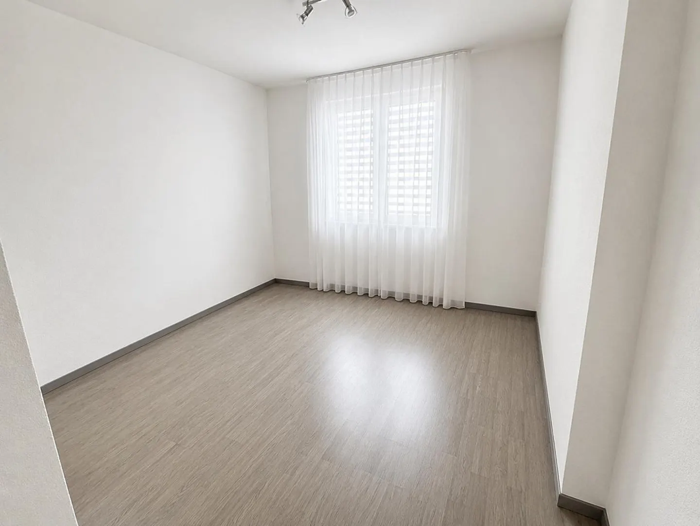 4.5-room apartment - living centrally in Domat/Ems - Photo 5 of 14