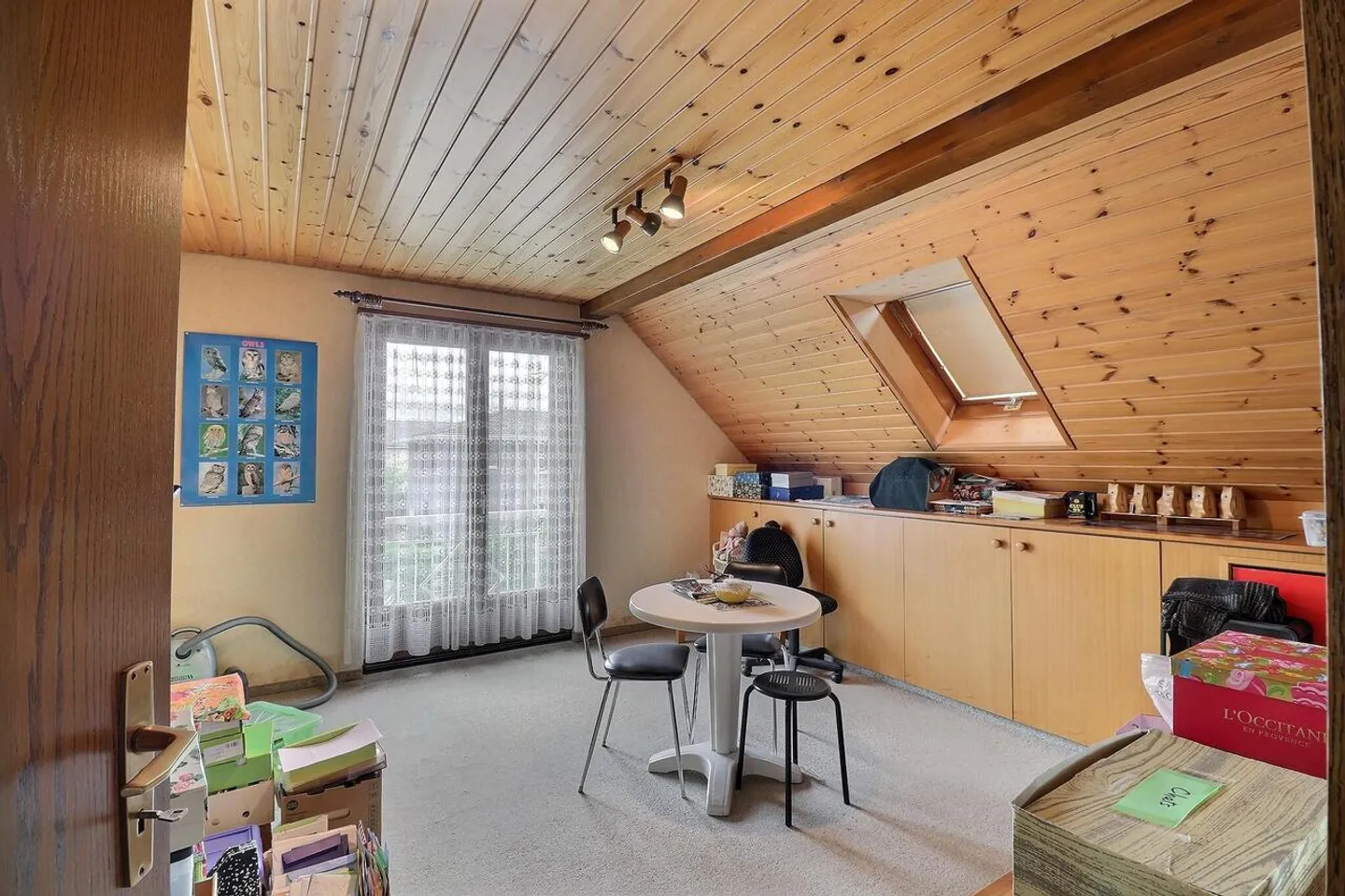 Spacious family home in occupied life annuity without rent - Photo 13 of 15