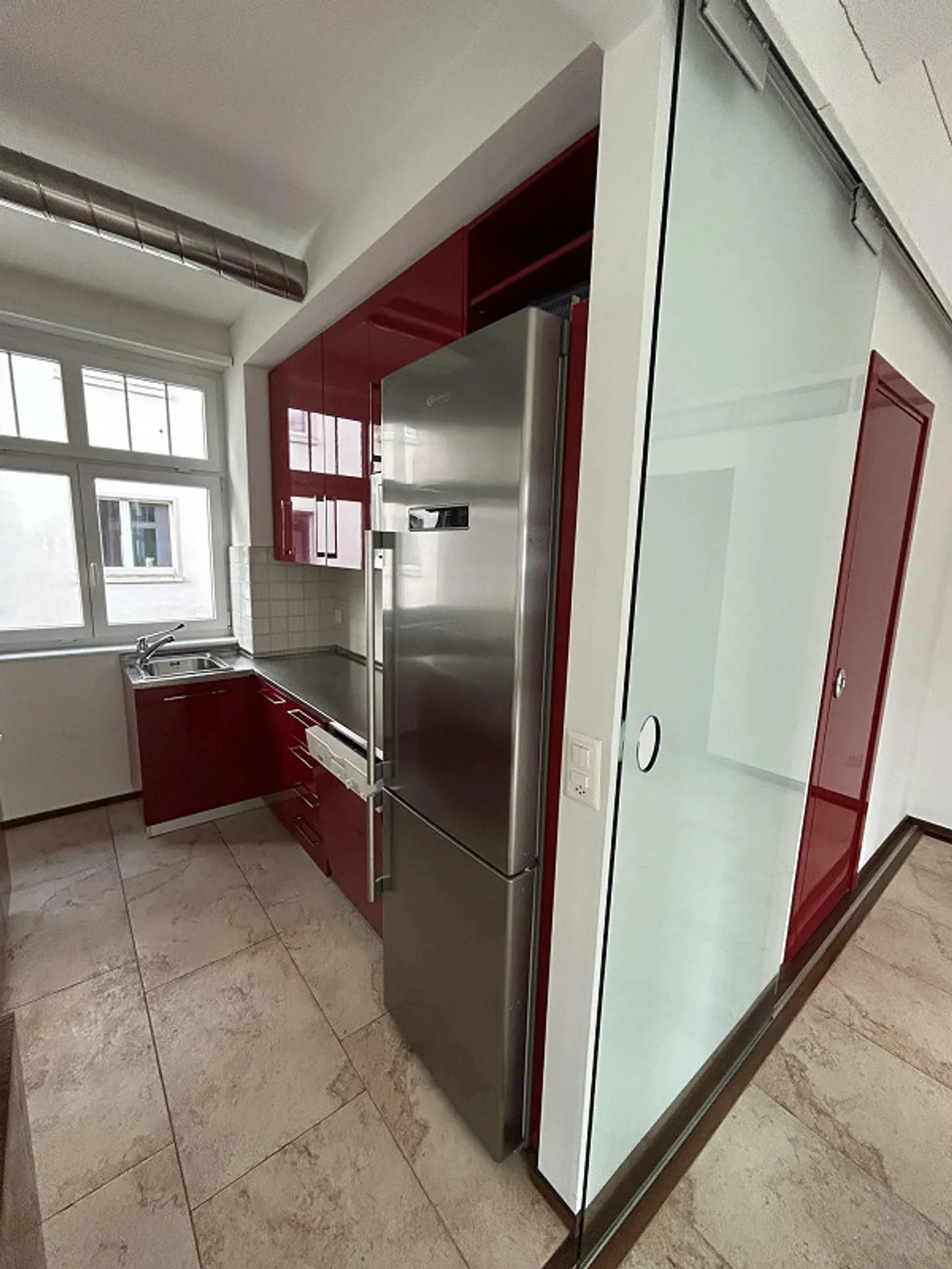 grande appartamento di 2,5 stanze - Foto 2 di 10