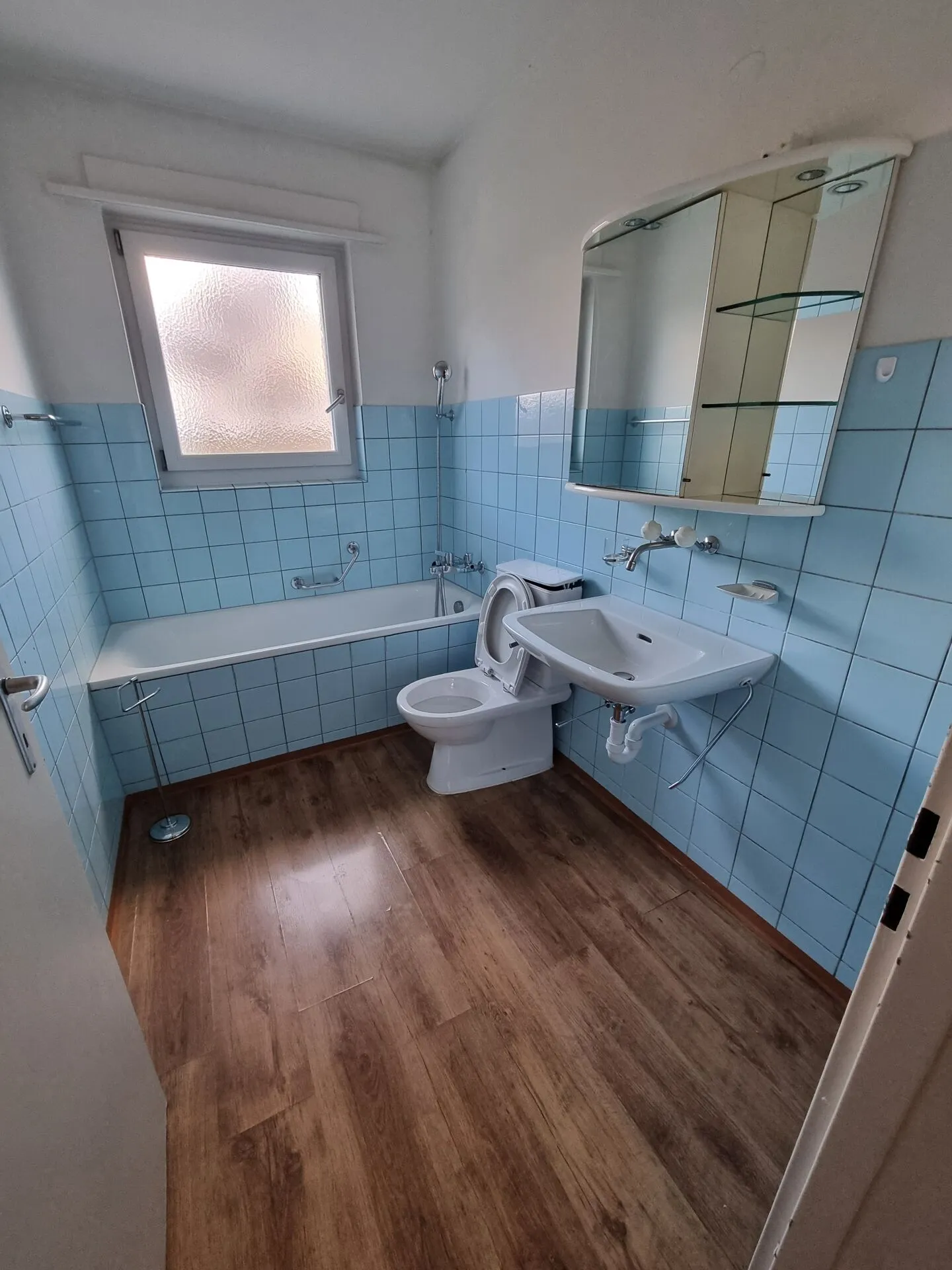 Well-maintained 4.5-room apartment for rent in Schwadernau - Photo 3 of 6