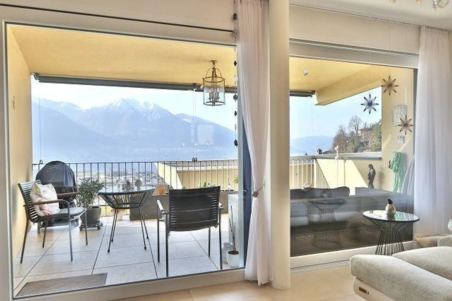 appartamento di 3 1/2 locali con vista panoramica anche sul lago - Foto 5 di 28