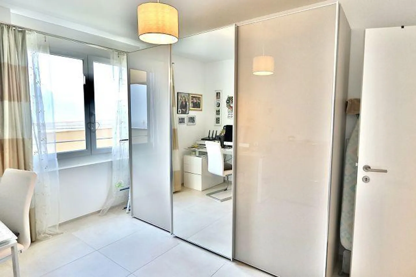 appartamento di 3 1/2 locali con vista panoramica anche sul lago - Foto 11 di 28