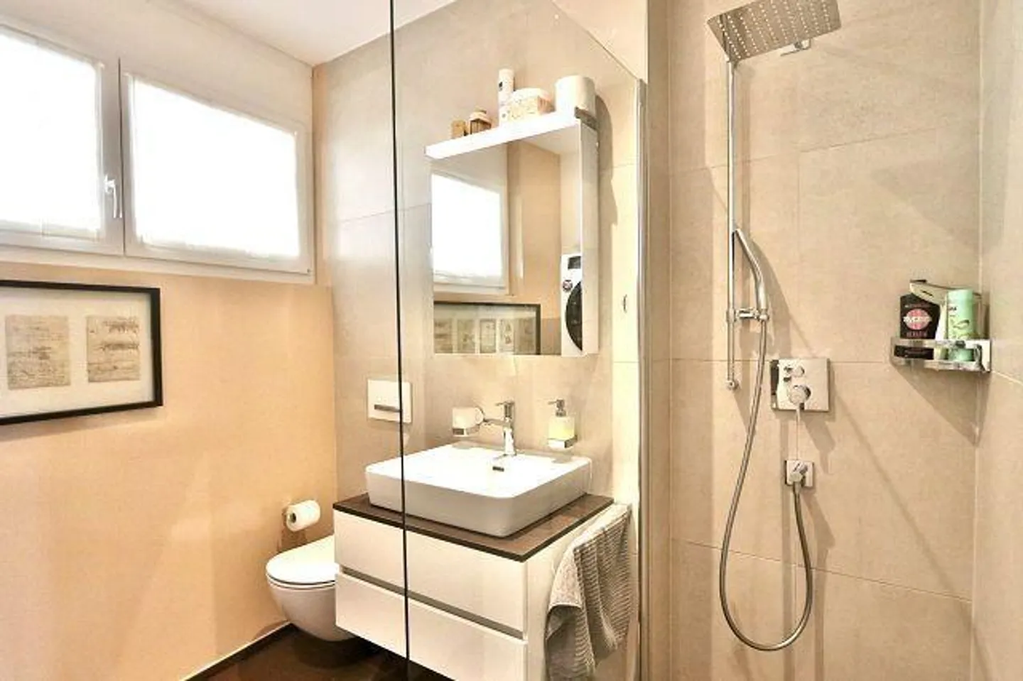 appartamento di 3 1/2 locali con vista panoramica anche sul lago - Foto 13 di 28