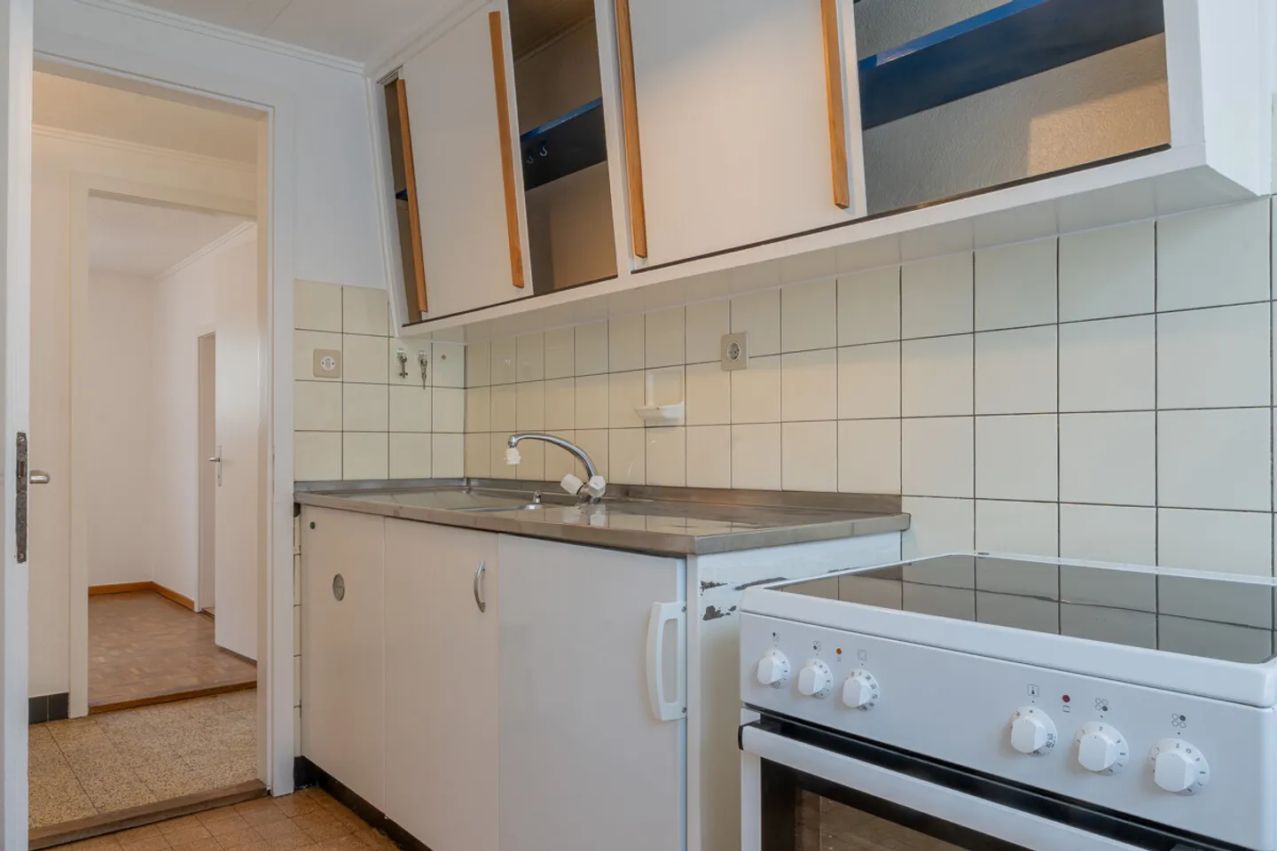 Residential Building - Photo 4 of 12