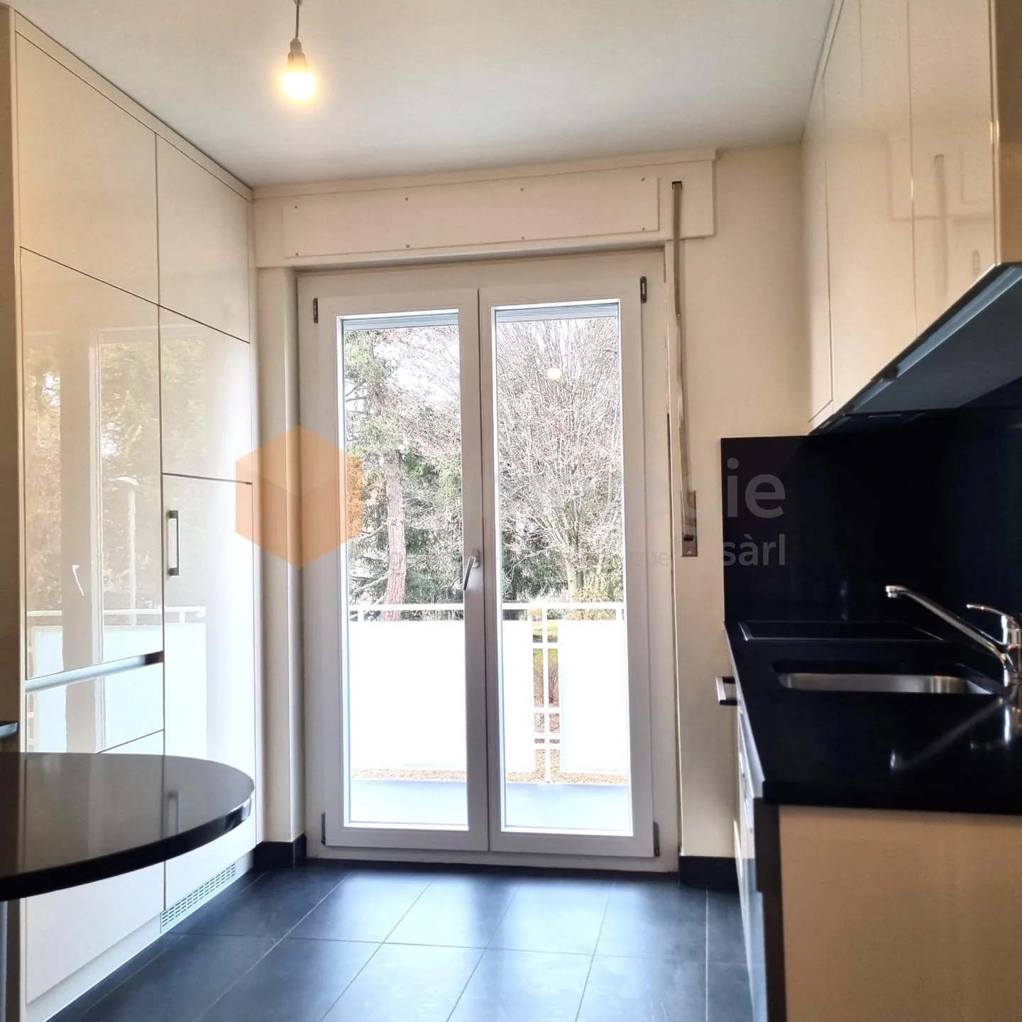 Appartamento 3.5 Stanze Incantevole - Foto 2 di 9