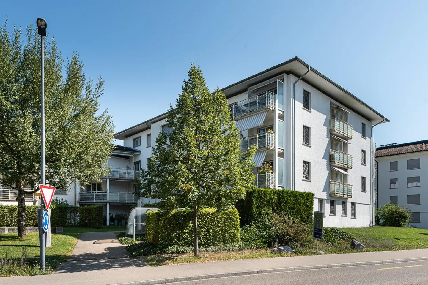 Modernes Apartment in Uster - Foto 1 von 8