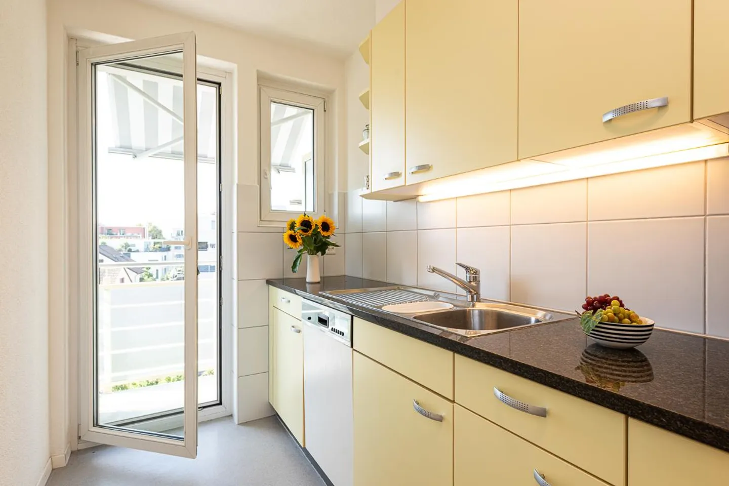 Modernes Apartment in Uster - Foto 4 von 8