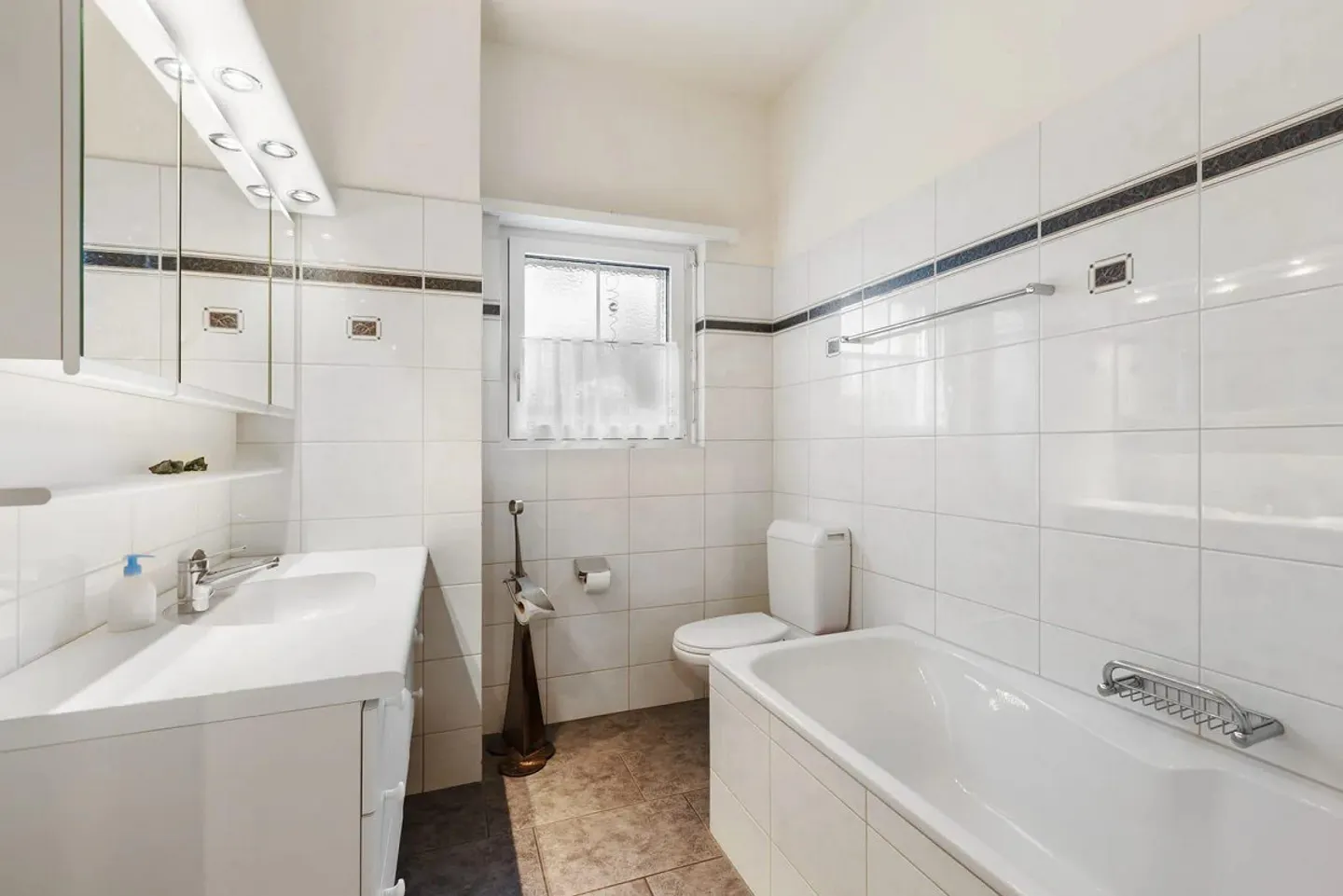 4.5-room garden apartment with terrace for sale in Nürensdorf - Photo 8 of 11