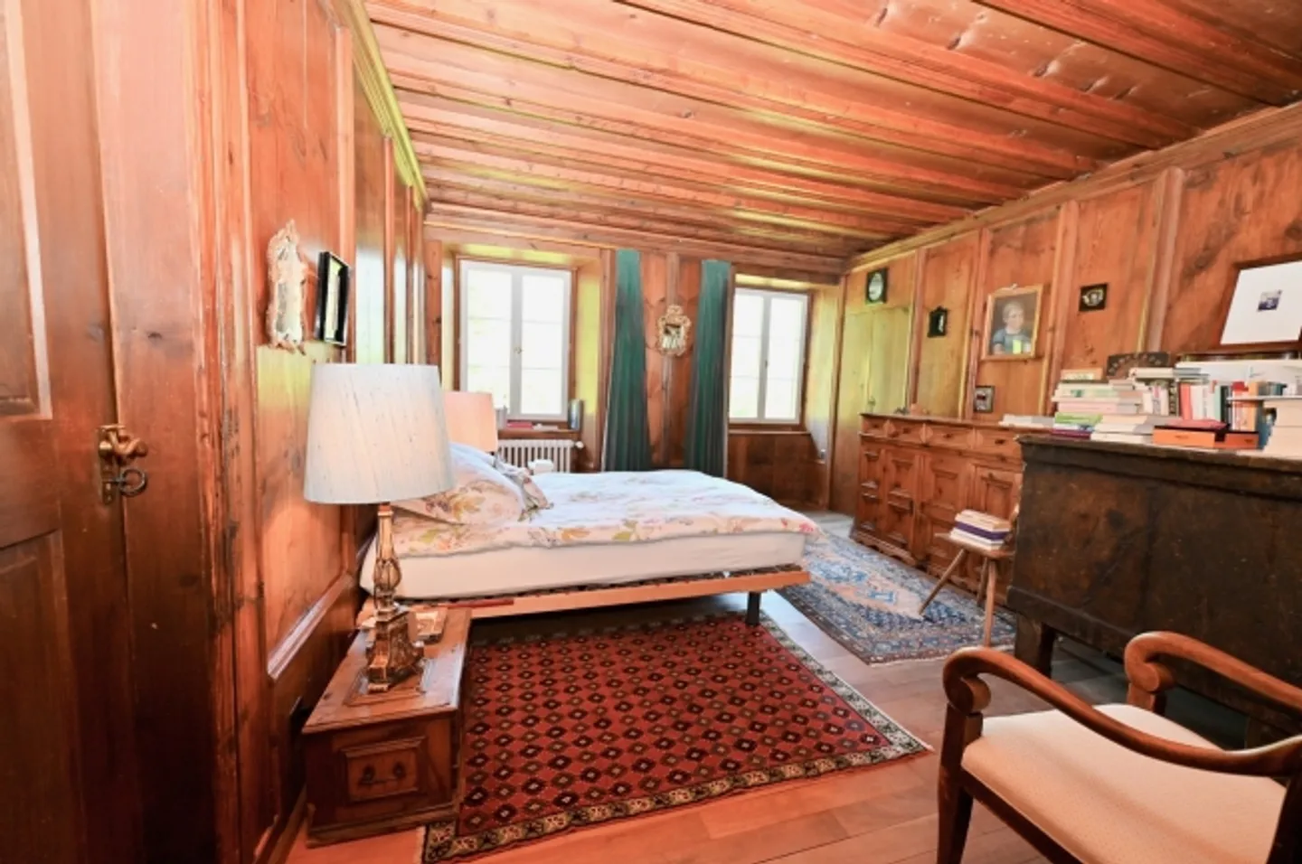 Charming estate with 21 hectares of land, farmhouse and stables - Photo 12 of 20