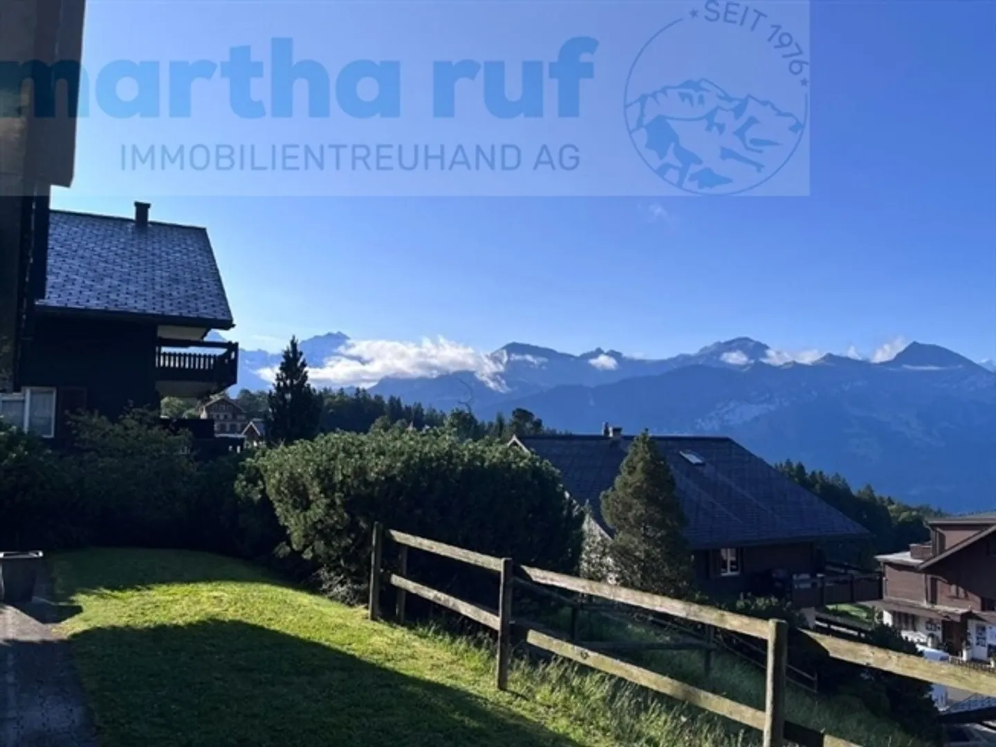 Appartement 3 pièces ensoleillé avec terrasse et vue sur le lac de Thoune - Photo 10 sur 11