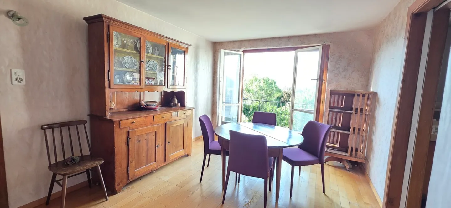 À deux pas de la vieille-ville, une maison à réinventer - Photo 3 sur 11
